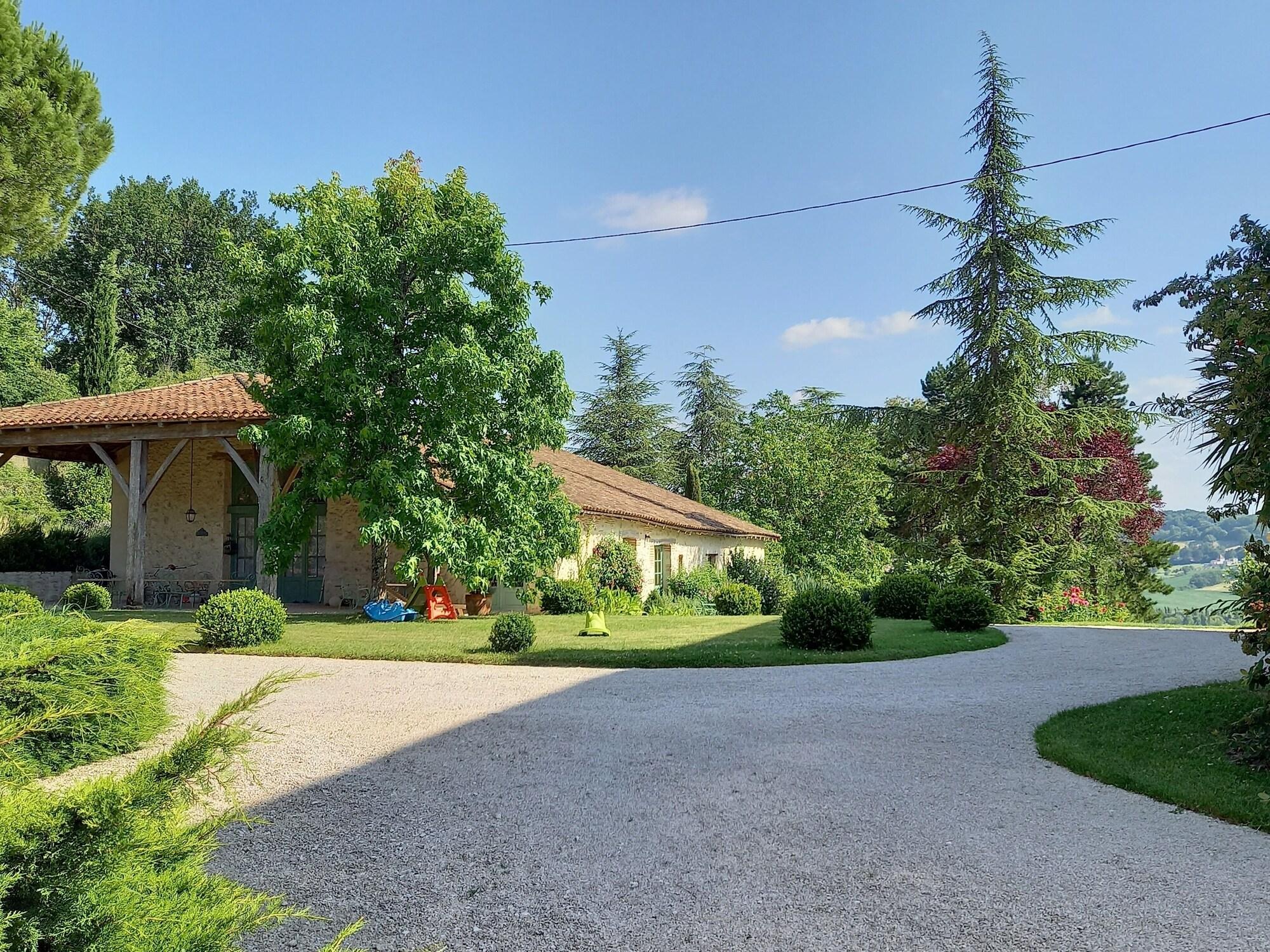 Vista Exterior La Maison de Maitre