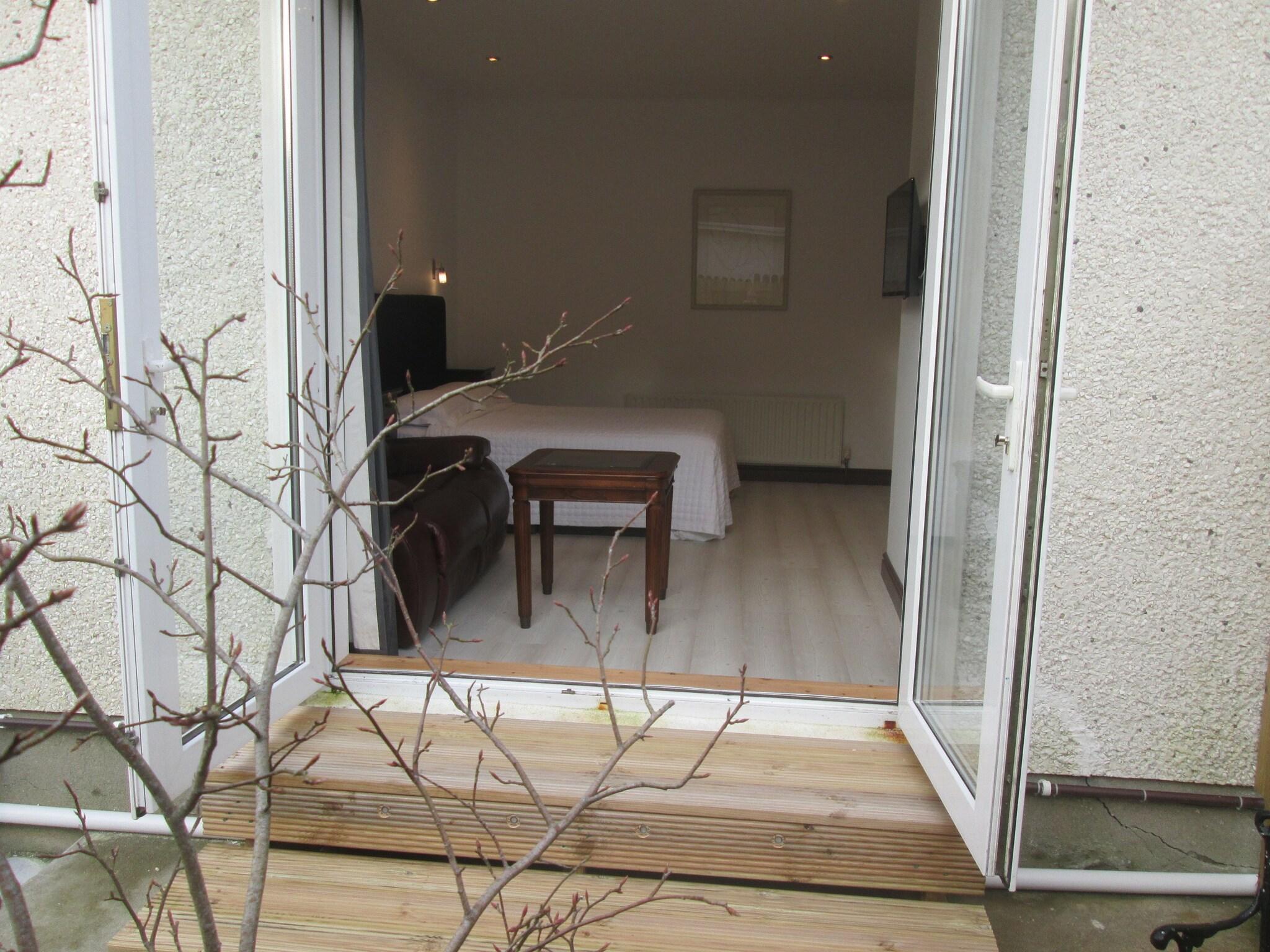 Varios Kilbree House