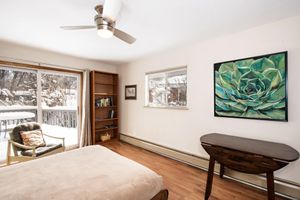 Alquiler Vacacional - Family Home Across from Rio Grande Trail, Near Downtown and Hot Springs Pools!