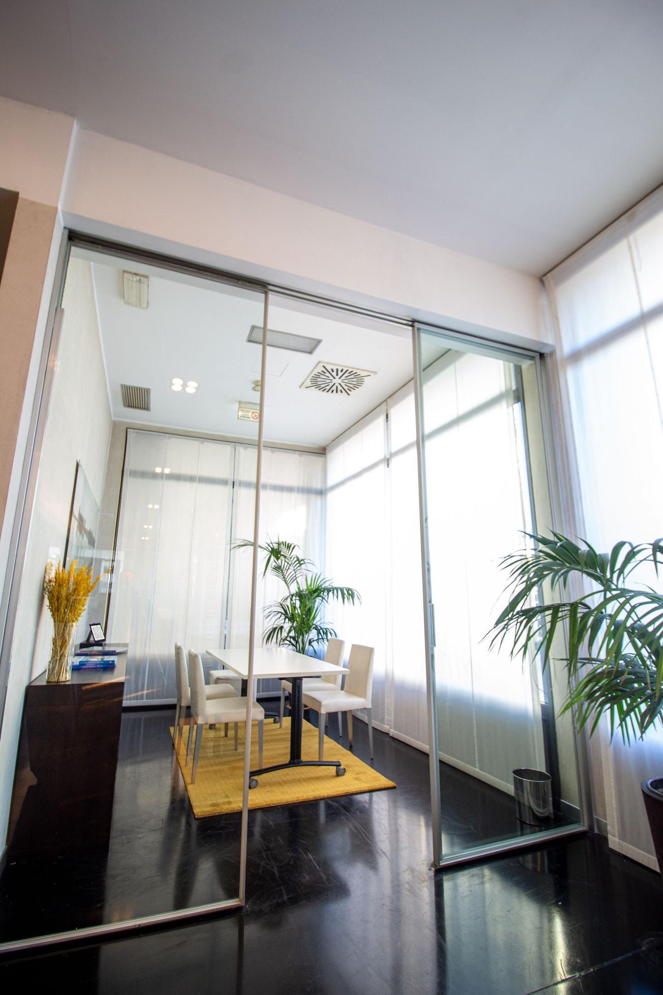 Centro de Negocios Hotel Cavour Novara