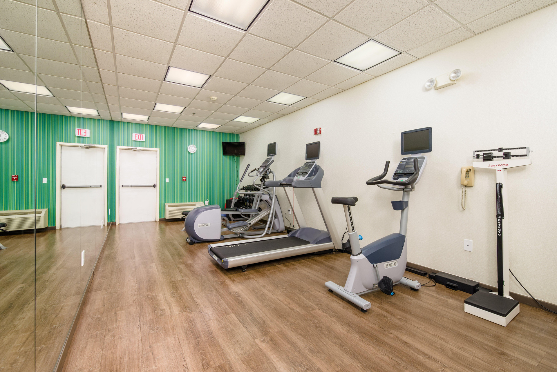 Instalaciones Recreativas Holiday Inn Express Hotel & Suites Phoenix-Airport by IHG