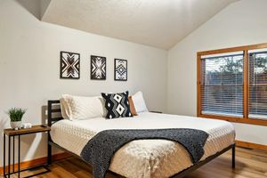 Alquiler Vacacional - Smokies Spring & Summer Break: Arcade, Hot-Tub, BBQ, Movies, Gatlinburg