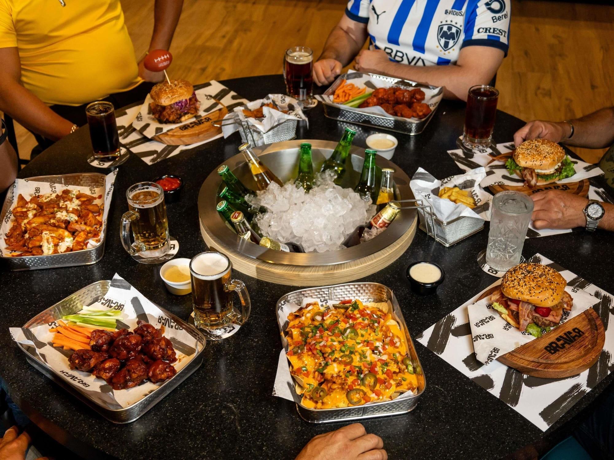 Bar/Salón ibis Monterrey Aeropuerto