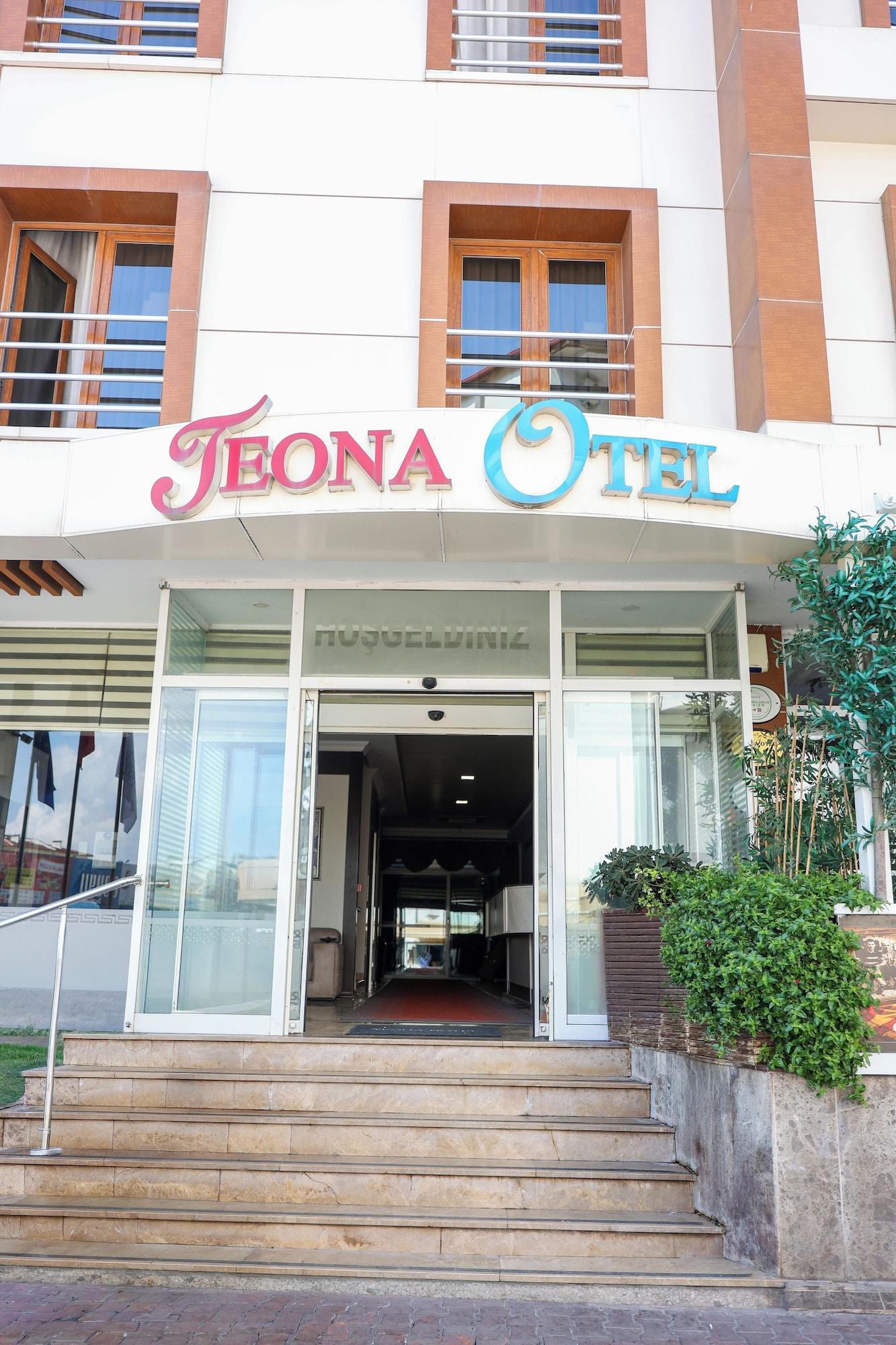 Vista Exterior Teona Hotel