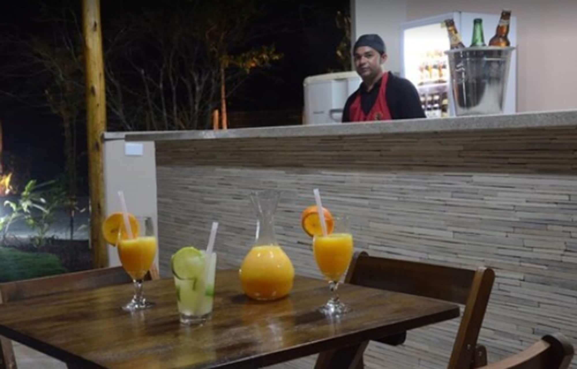 Bar/Salón Pousada Recanto Jota Ge