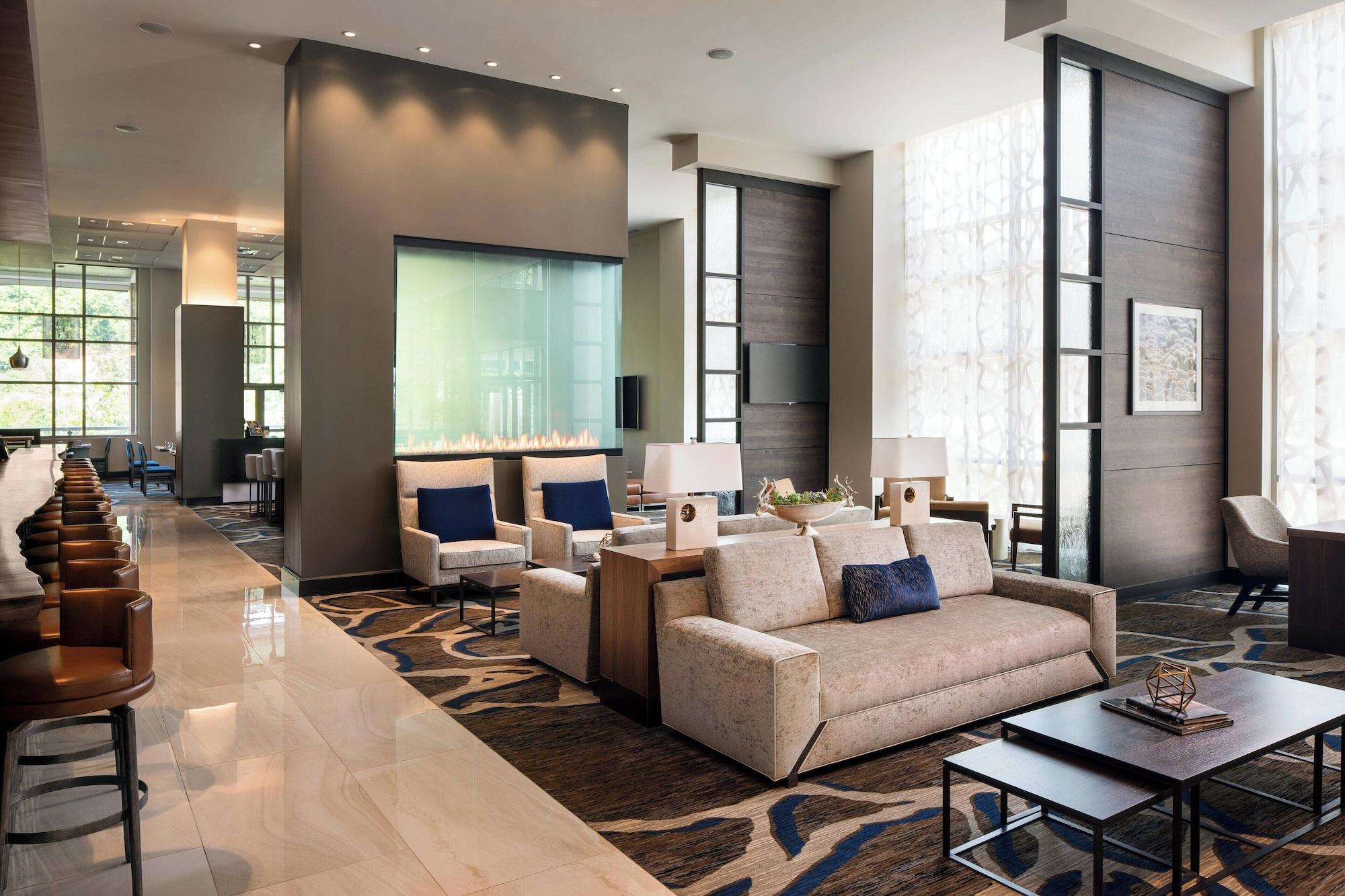 Vista Lobby Morgantown Marriott at Waterfront Place
