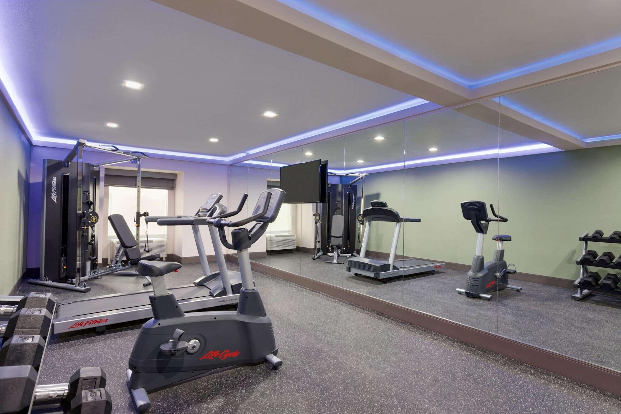 Gimnasio Wingate by Wyndham Murfreesboro Near MTSU