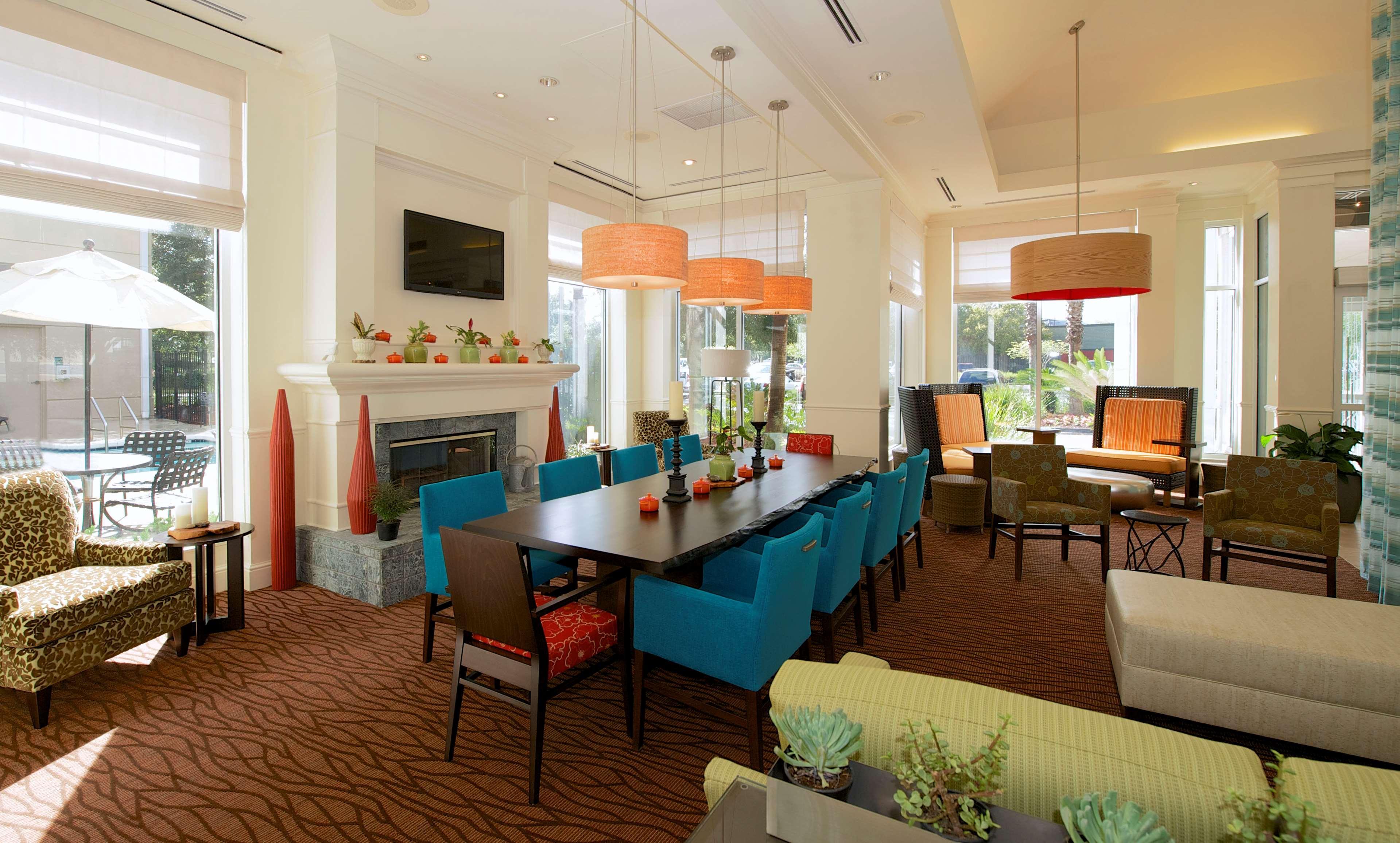 Vista Lobby Hilton Garden Inn Jacksonville JTB/Deerwood Park