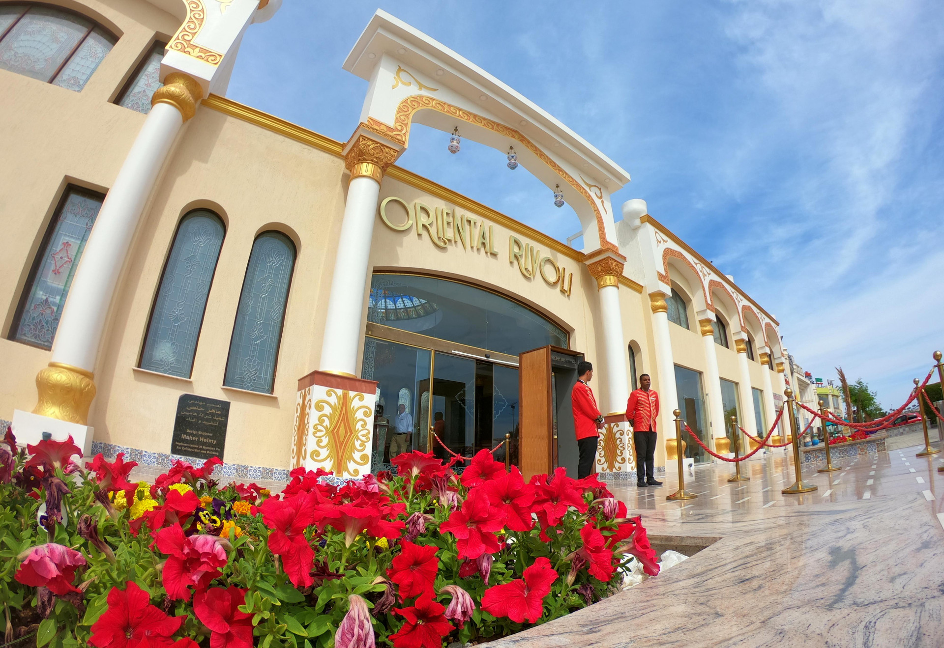 Vista Exterior Oriental Rivoli Hotel & SPA