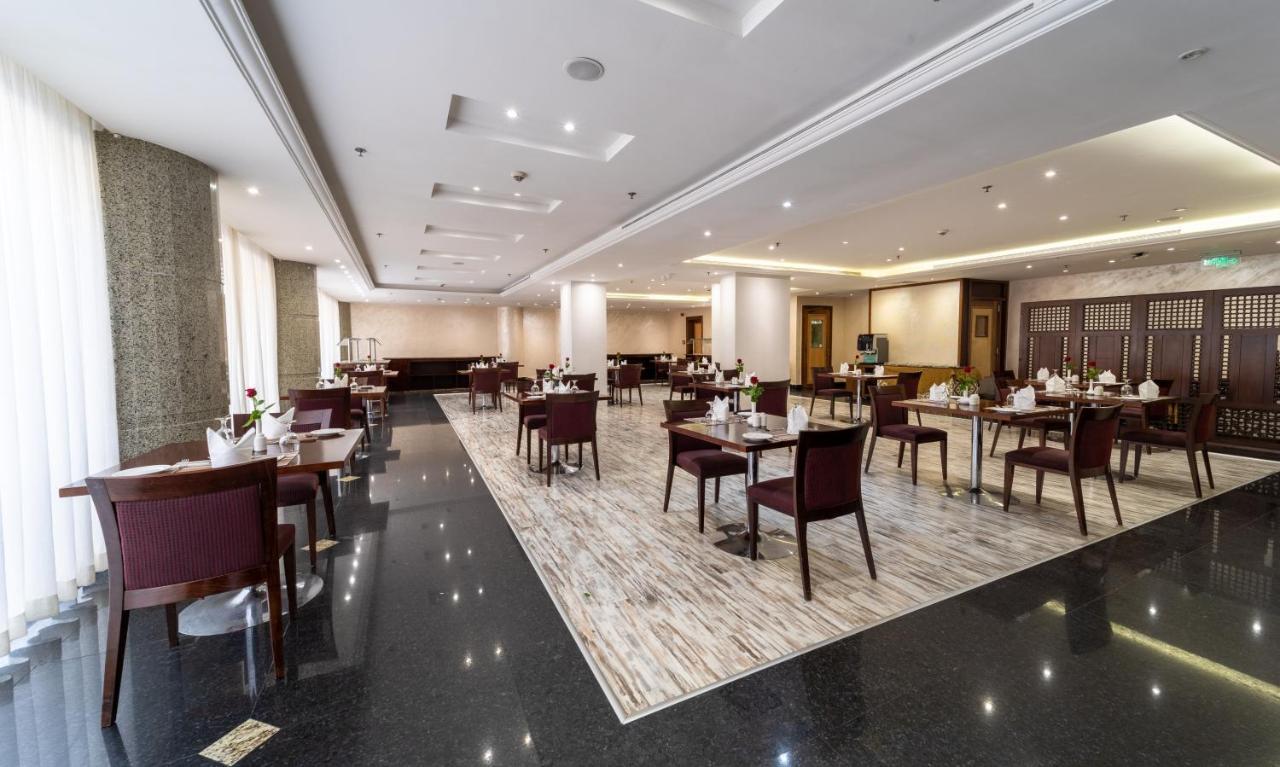 Restaurant Continent Al Ertiqaa Hotel