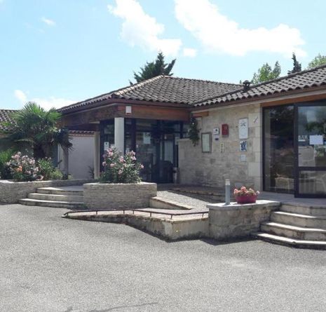 undefined-Logis Hotel La Bergerie