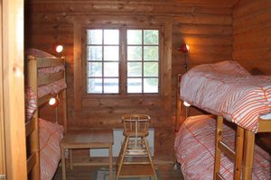 Alquiler Vacacional - Rustic wooden house in the middle of a beautiful forest