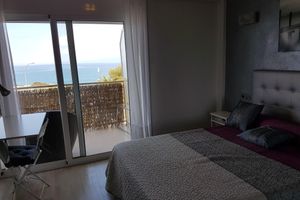 Alquiler Vacacional - Apartment facing the sea with pool and 2 bedrooms