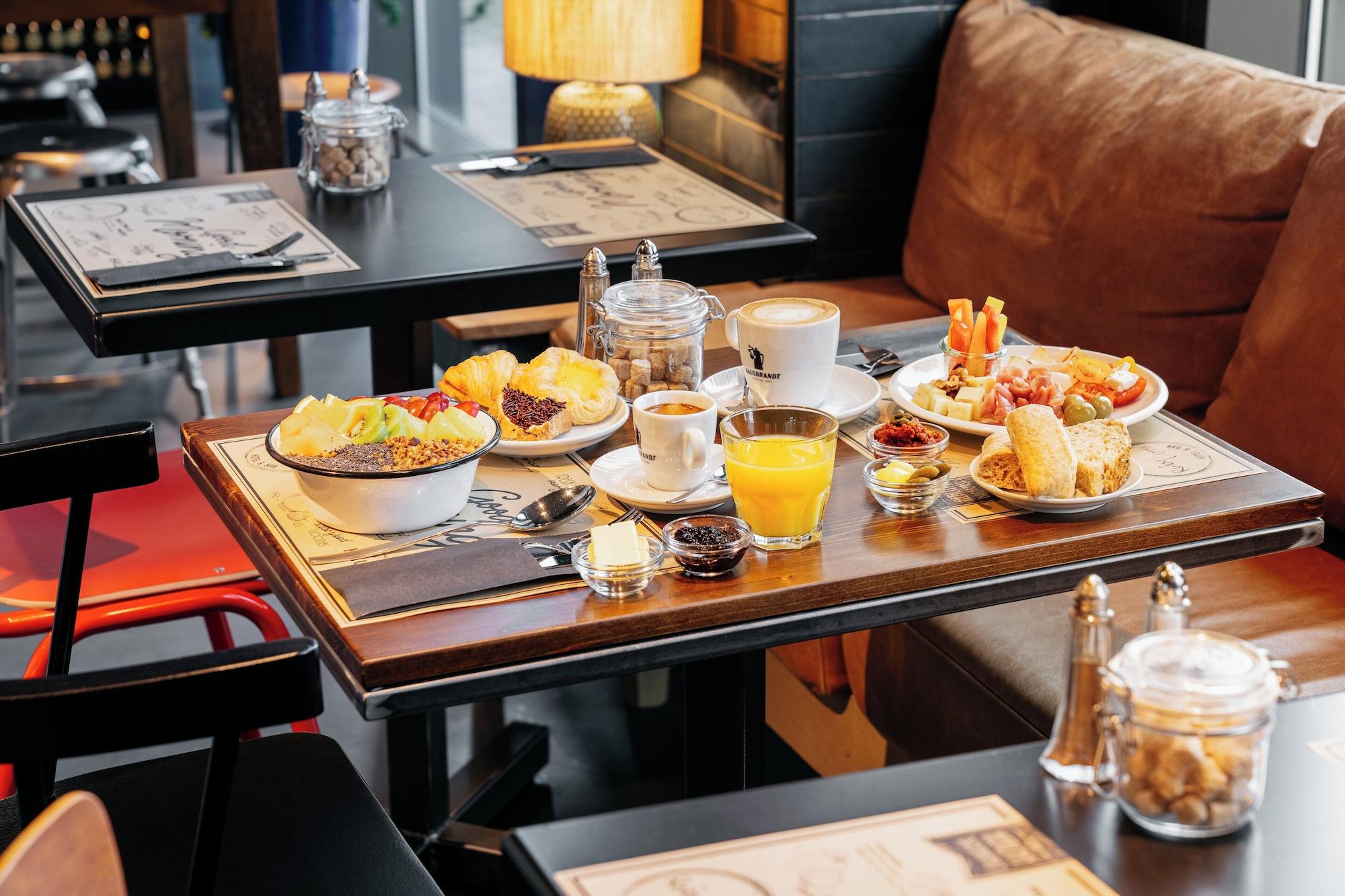 Restaurant Ruby Emma Hotel Amsterdam