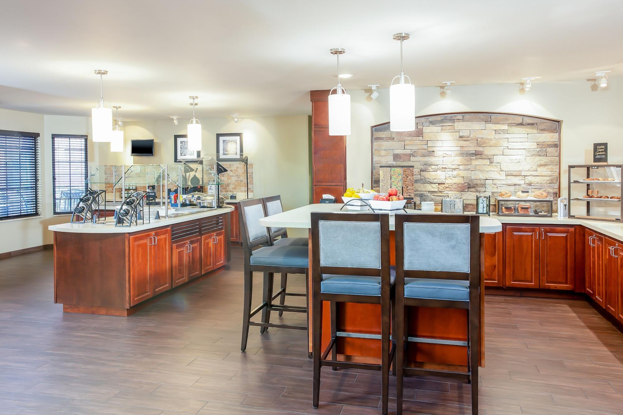 Restaurant Staybridge Suites Denver-Central Park by IHG