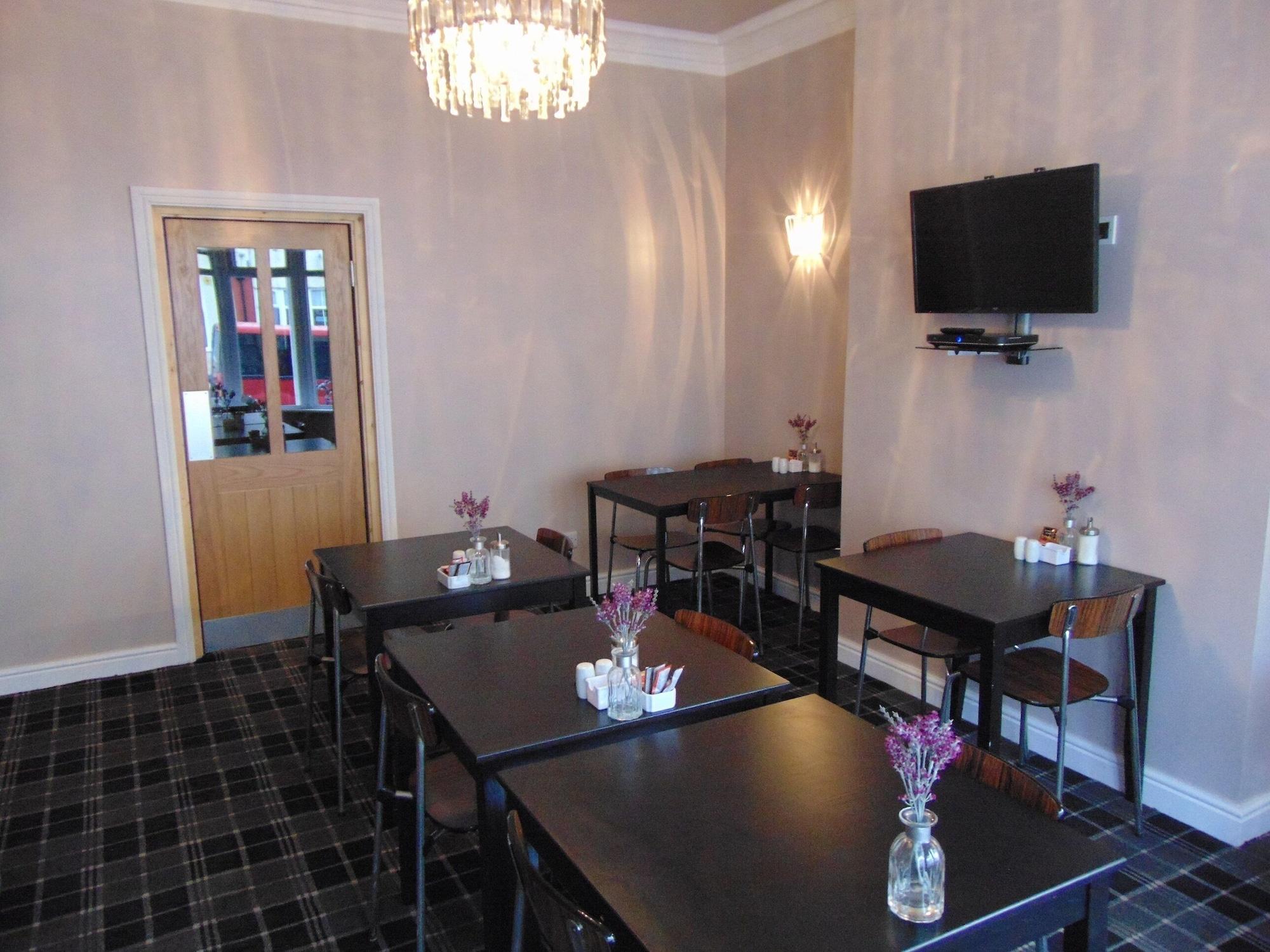 Restaurant The Golden Sands