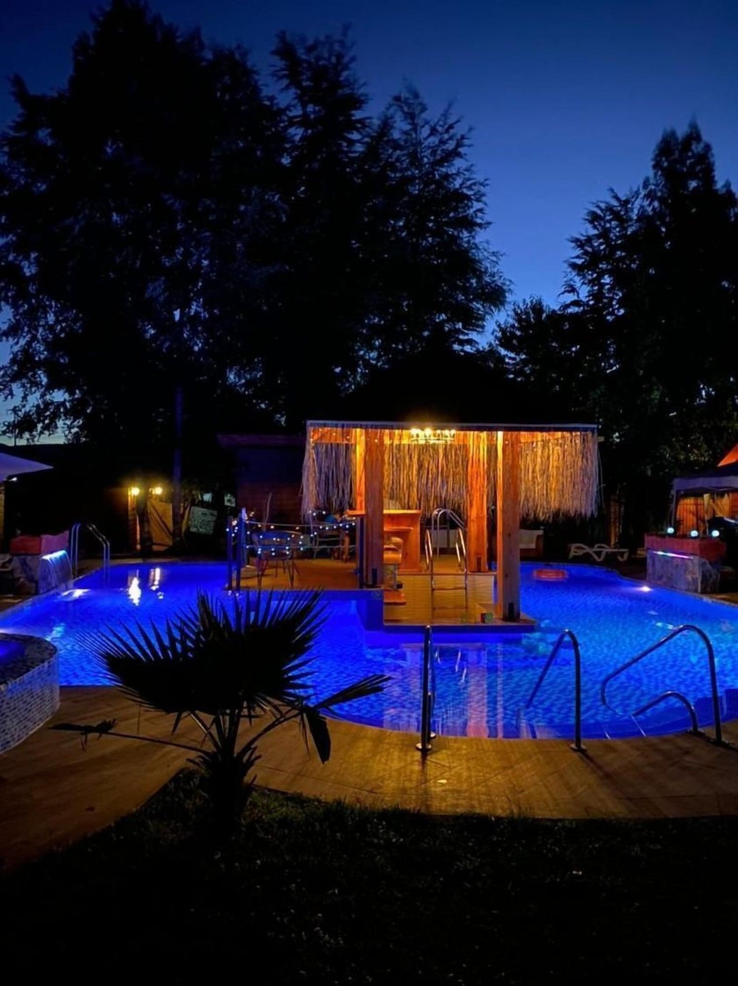 Varios Family Suites Hotel Boutique