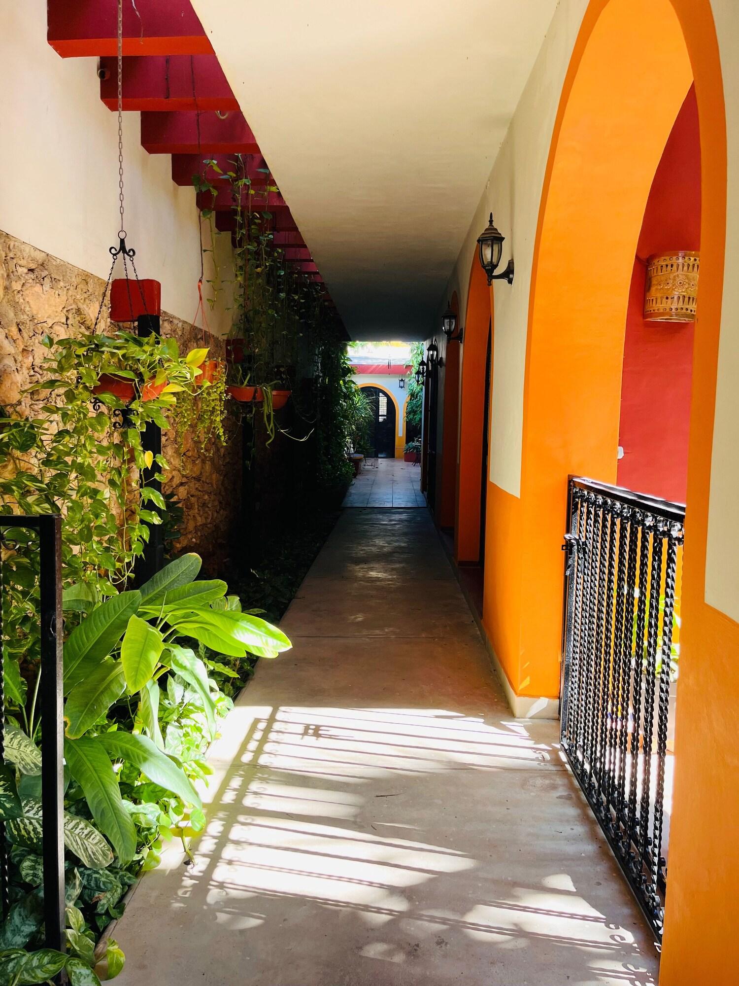 Vista Exterior Casa Tres Colibries - Adults Only