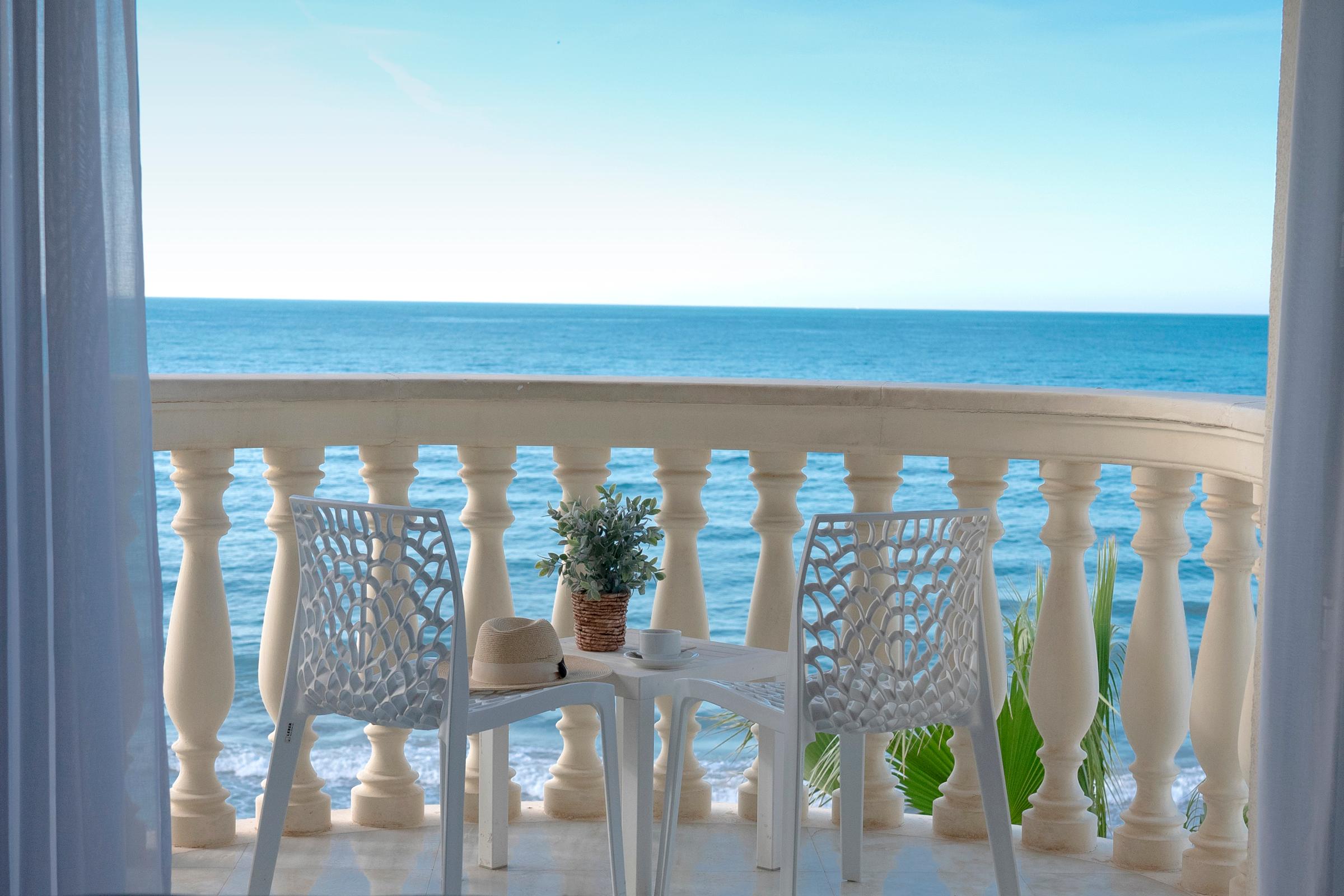 Vista Exterior Hotel URH Sitges Playa