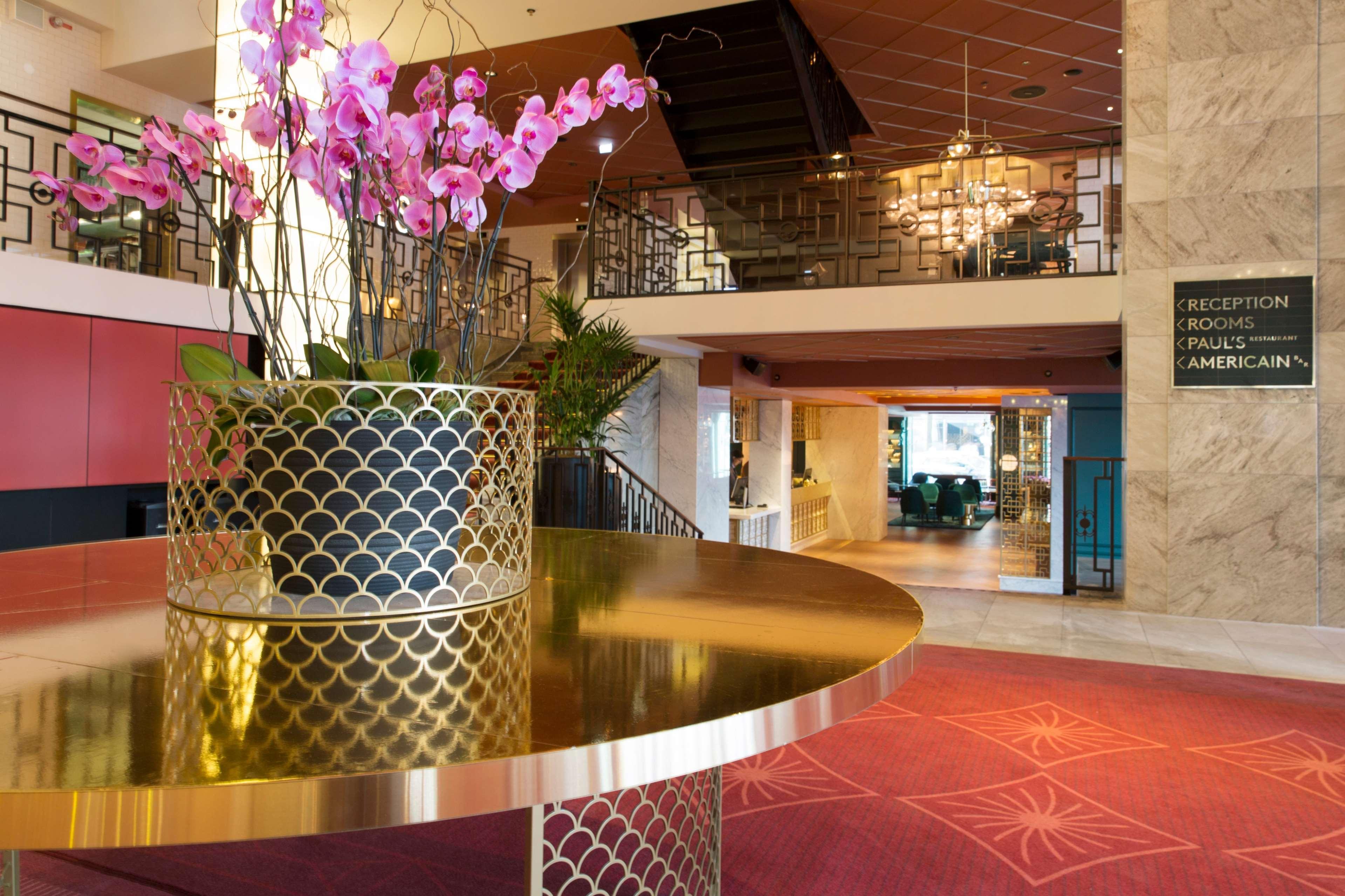 Vista Lobby Haymarket by Scandic