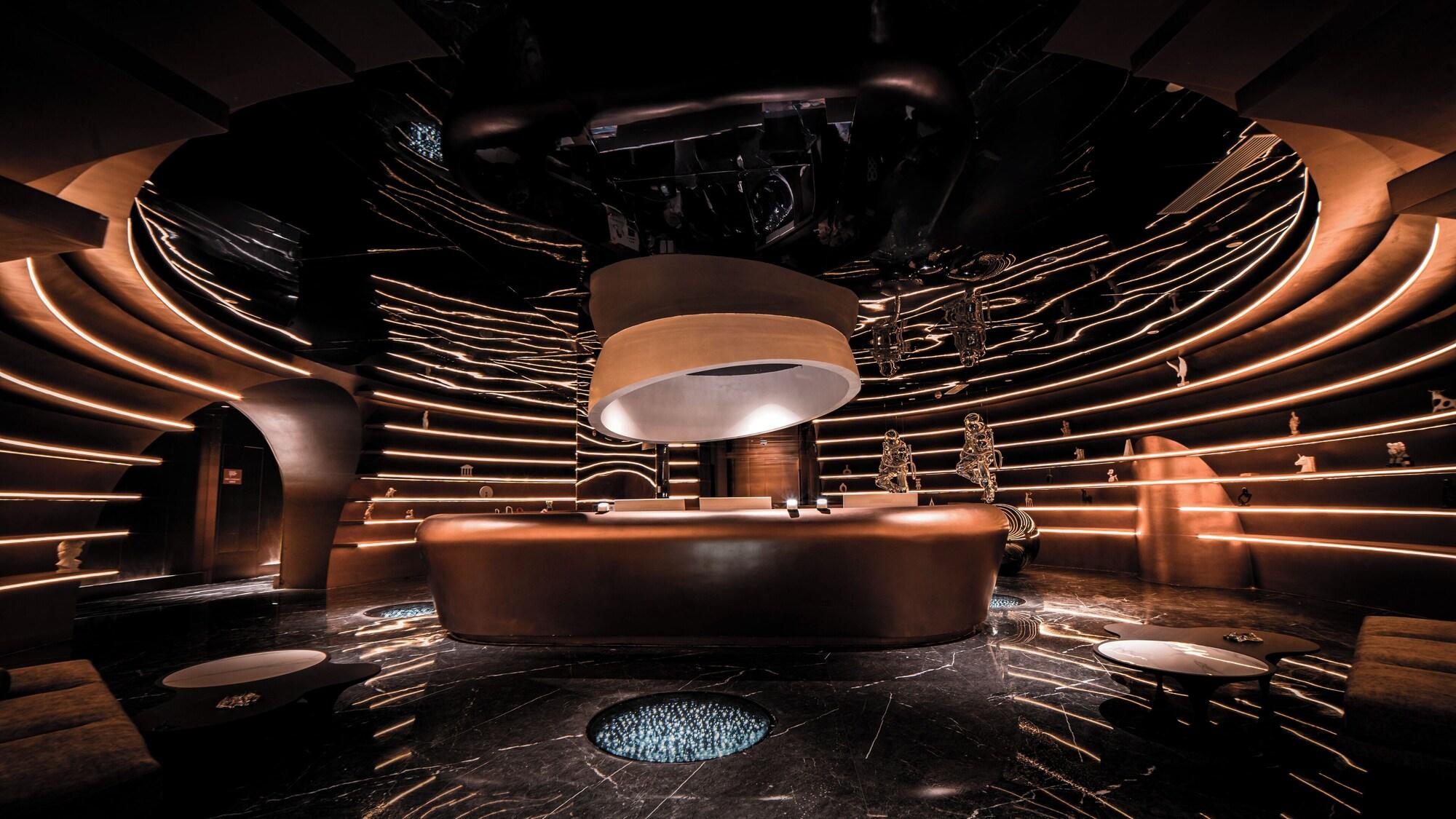 Varios chongqinglangxidujiajiudian