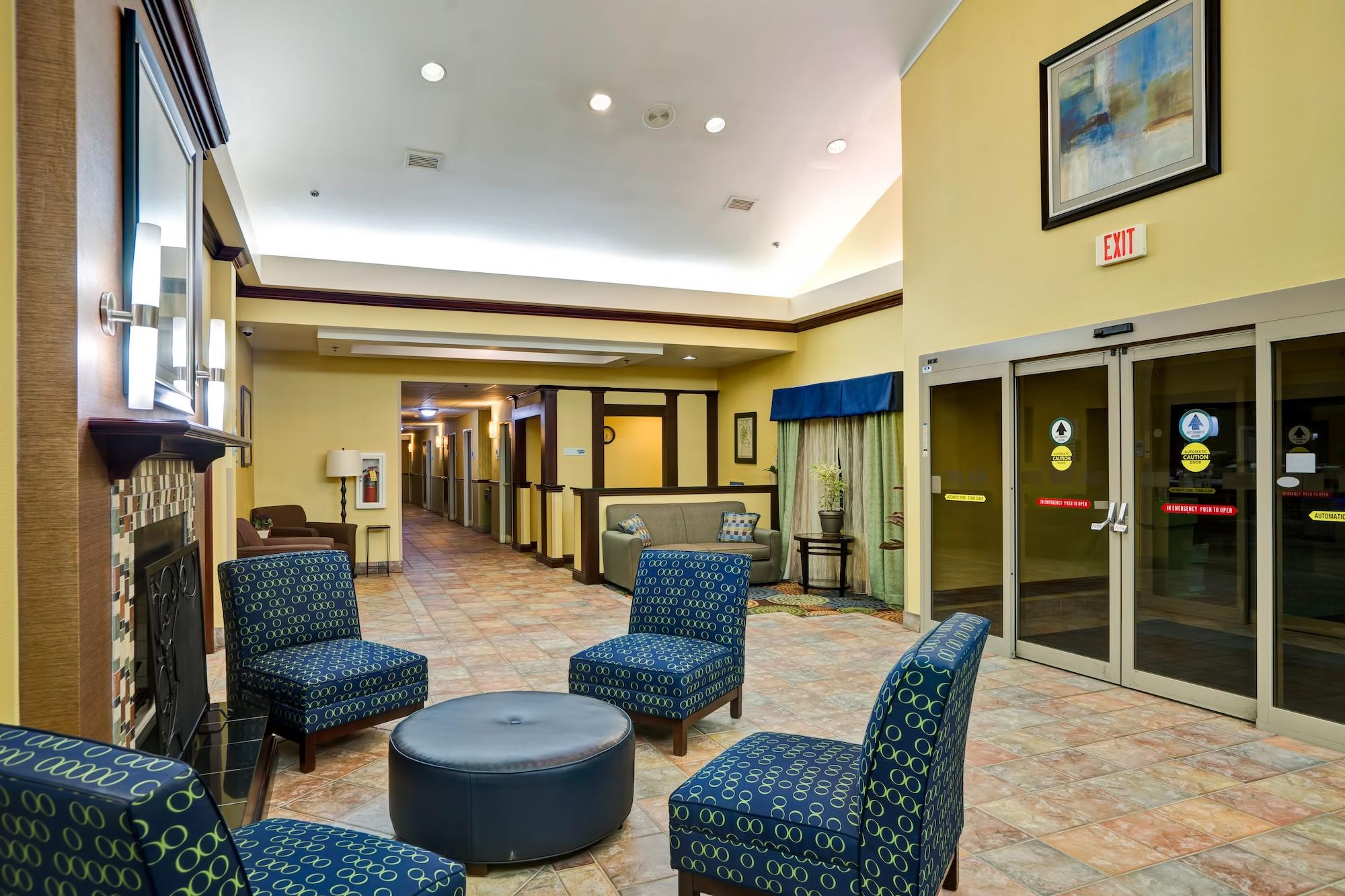 Vista Exterior Holiday Inn Express Hotel & Suites Christiansburg by IHG