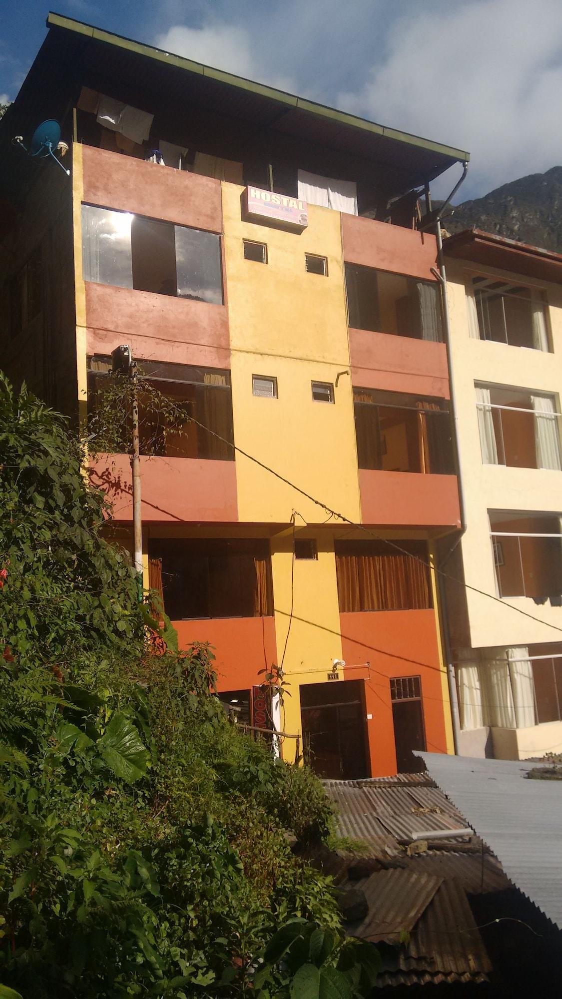 Exterior View Hostal Vista Waynapata