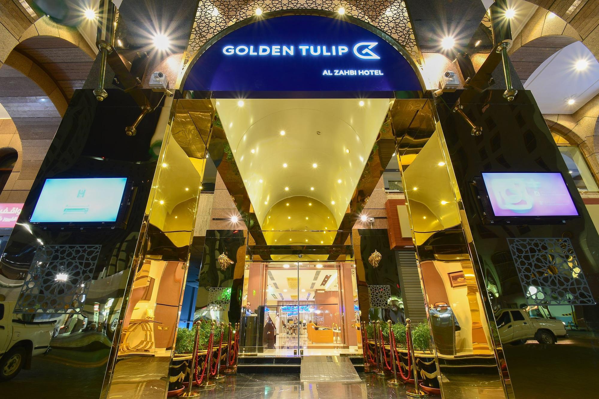 Vista Exterior Golden Tulip Al Zahabi