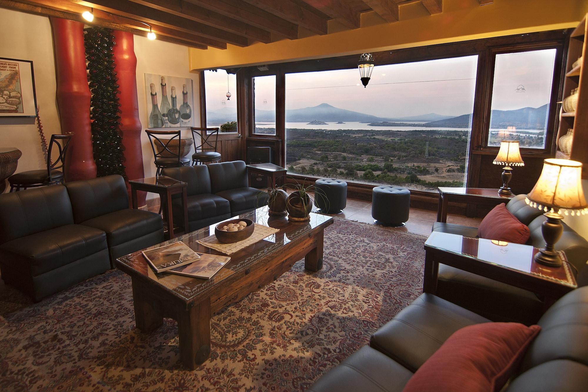 Bar/Salón Hotel Porton Del Cielo