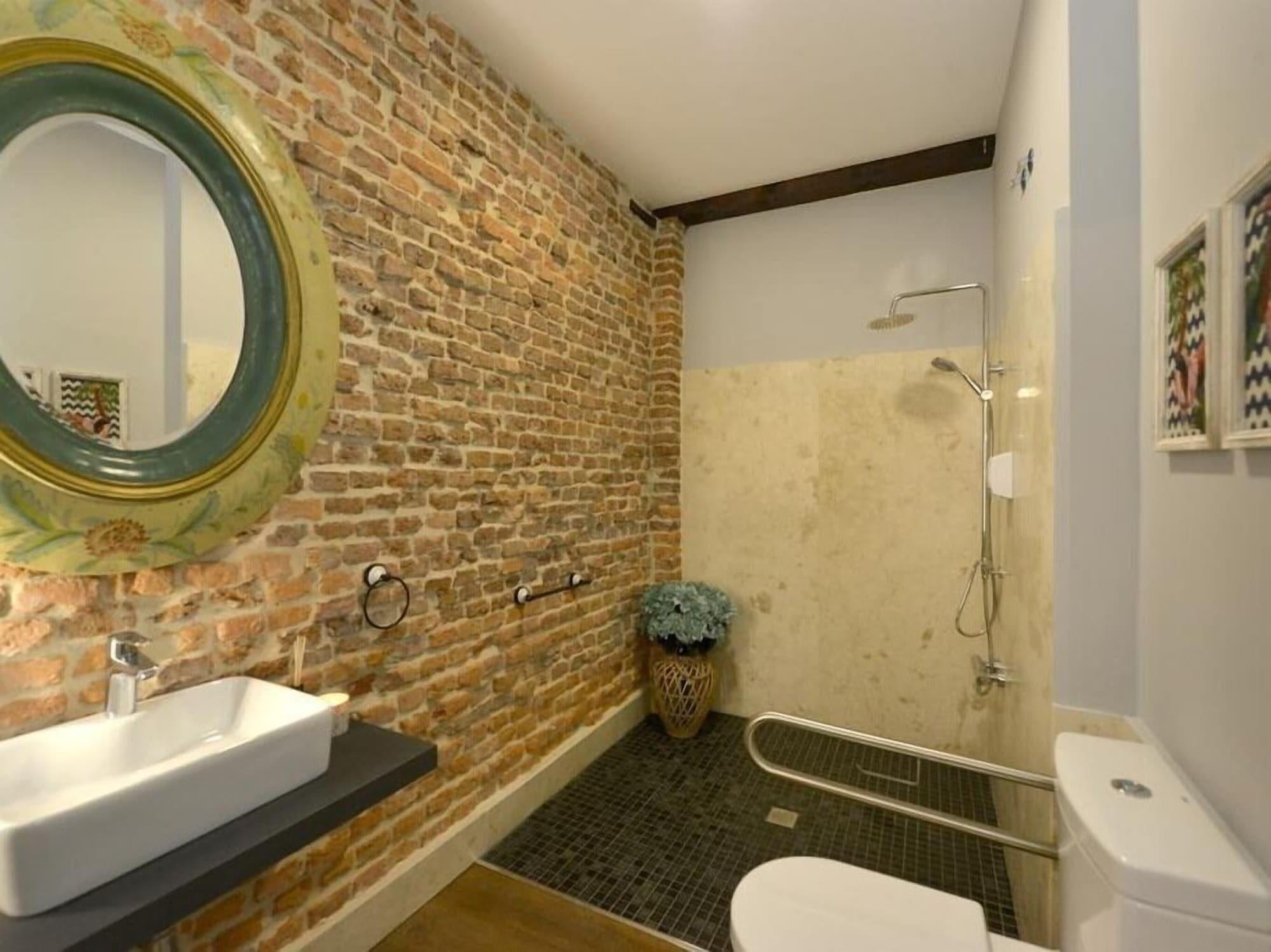 Equipamiento de Habitación Centersuite Santander