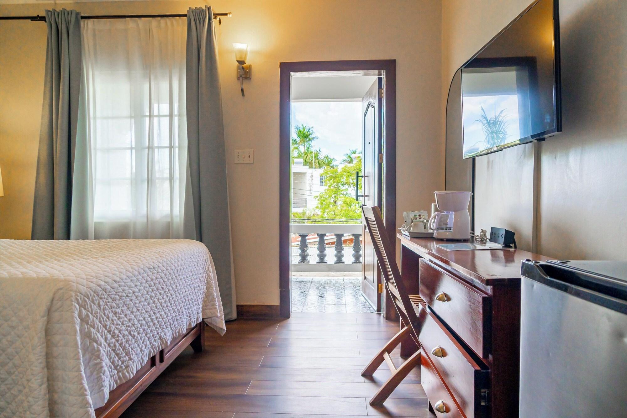 Habitación Travellers Beach Resort