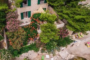 Alquiler Temporario - Villa located directly at the sea