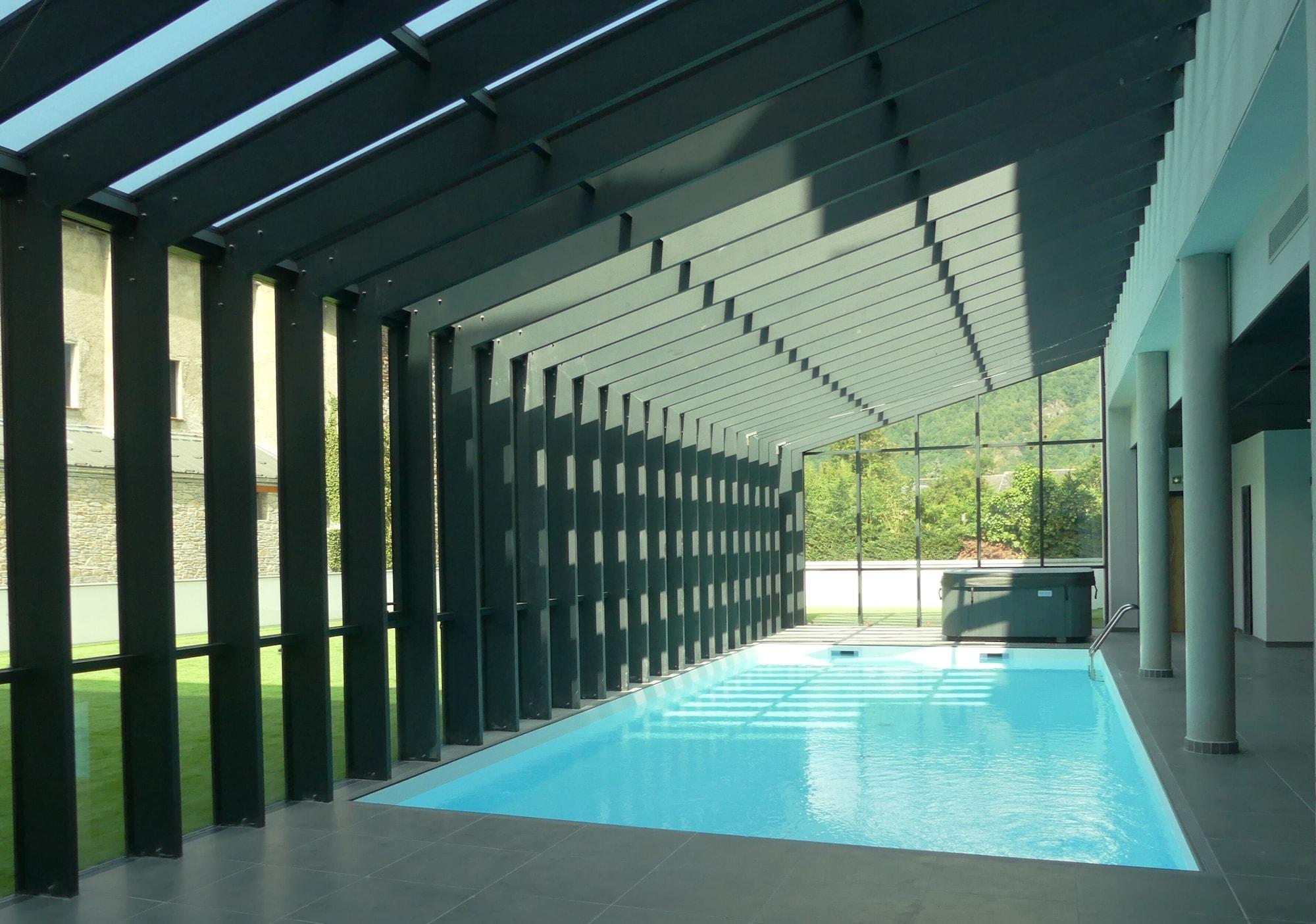 Vista Piscina Le Castel d'Alti