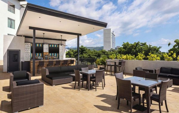 Courtyard by Marriott Kingston, Jamaica