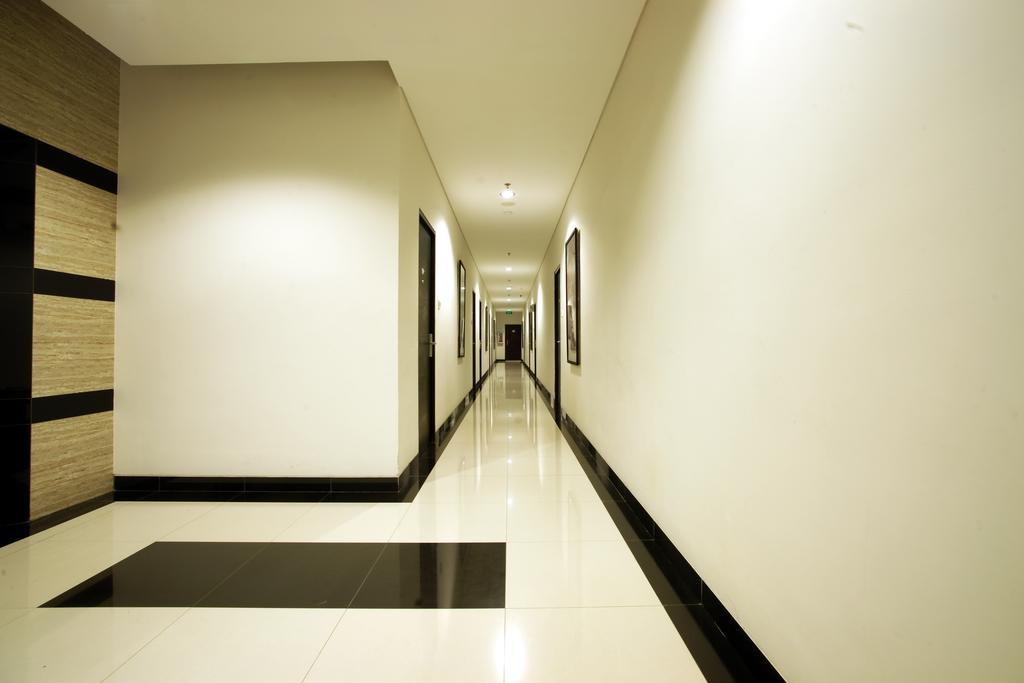 Vista Exterior Hotel 88 Mangga Besar VIII by WH