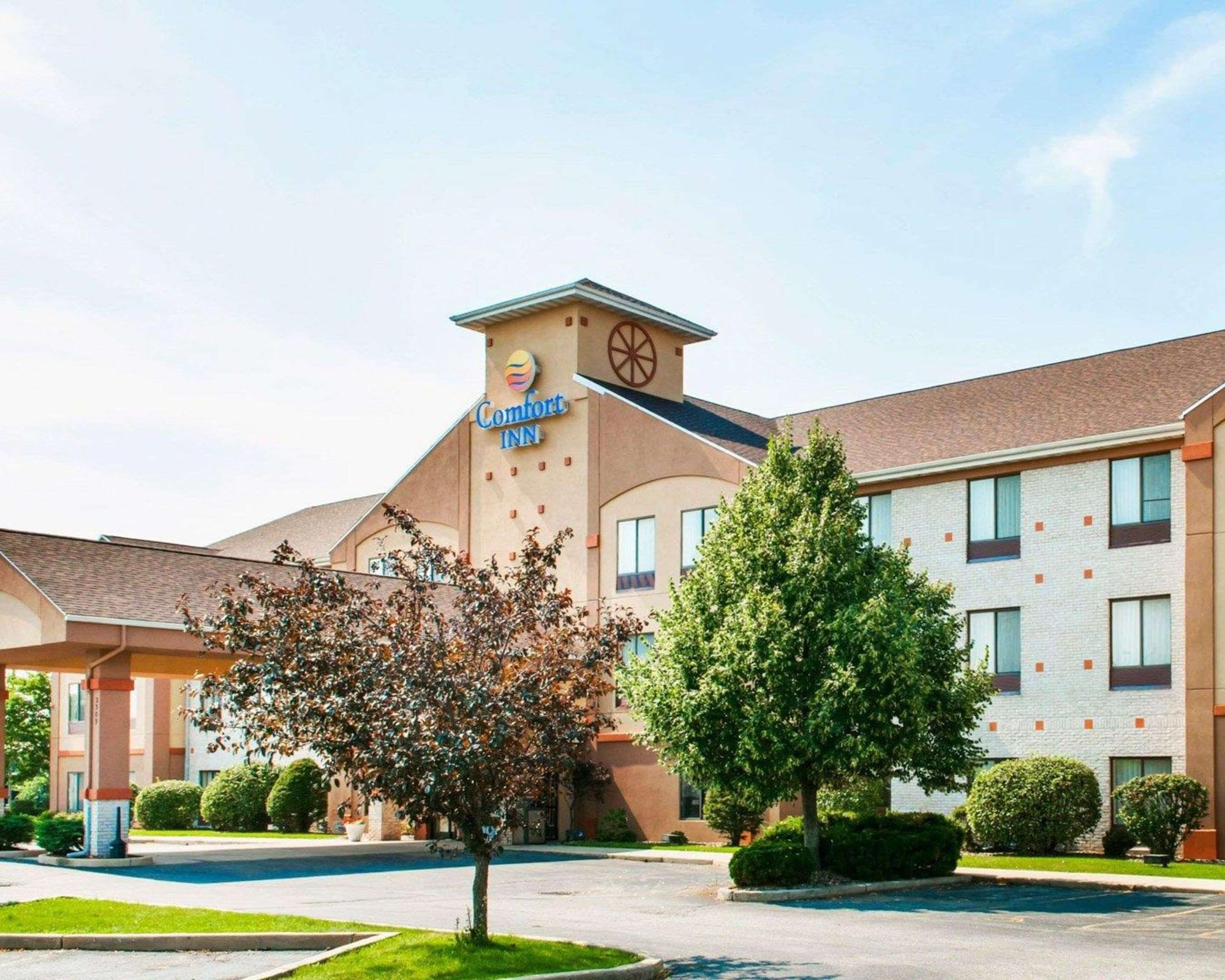 Vista Exterior Comfort Inn Goshen