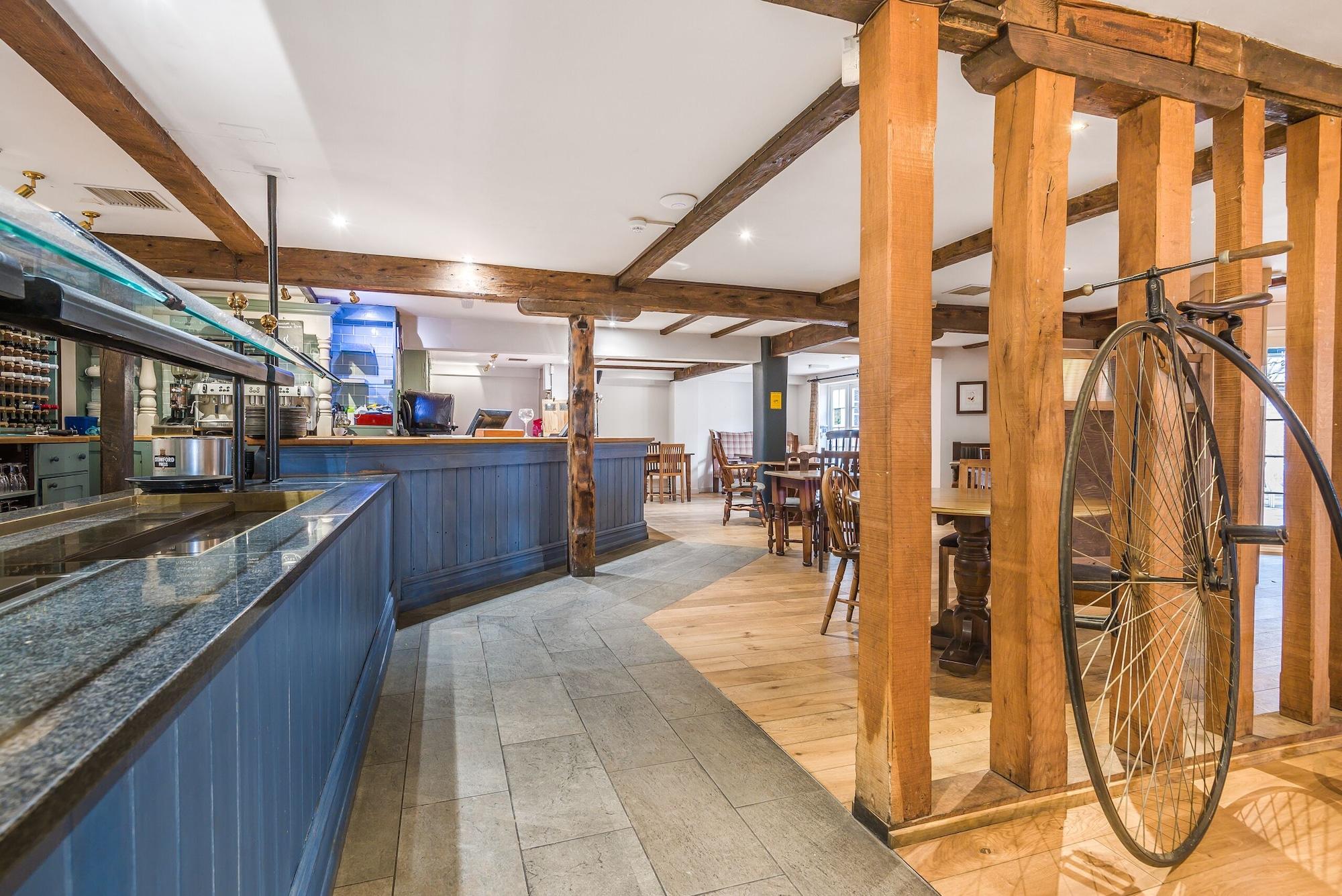 Bar/Salón The Walhampton Arms