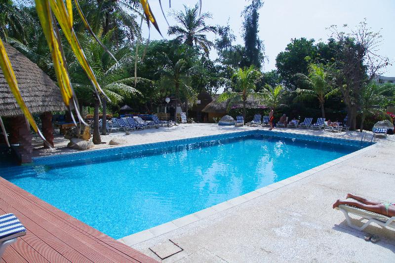 Vista Piscina Les Bougainvillées Saly