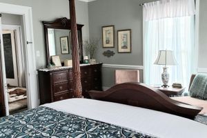 Alojamiento - Silly Chickens Lodge B&B