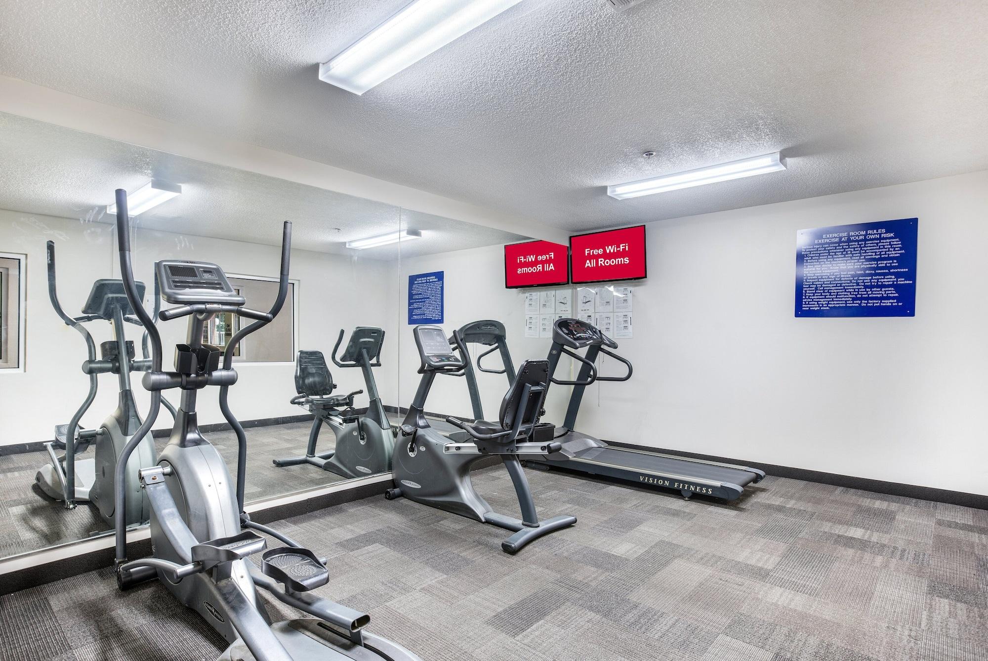 Gimnasio Red Roof Inn PLUS+ & Suites Savannah - I-95