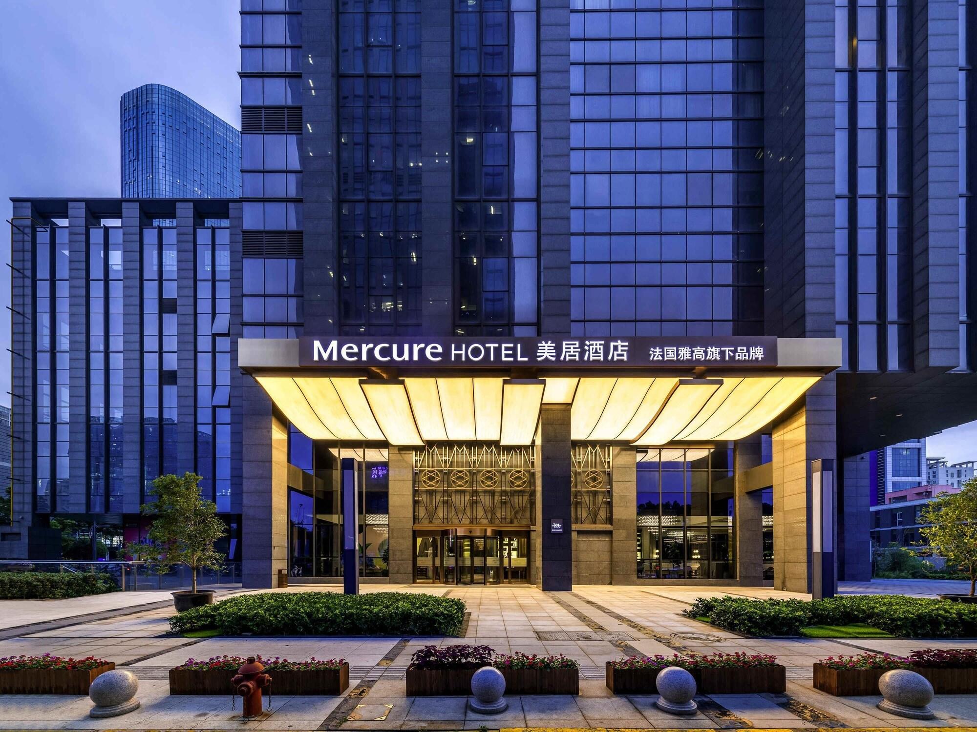 Varios Mercure Suzhou Jinji Lake