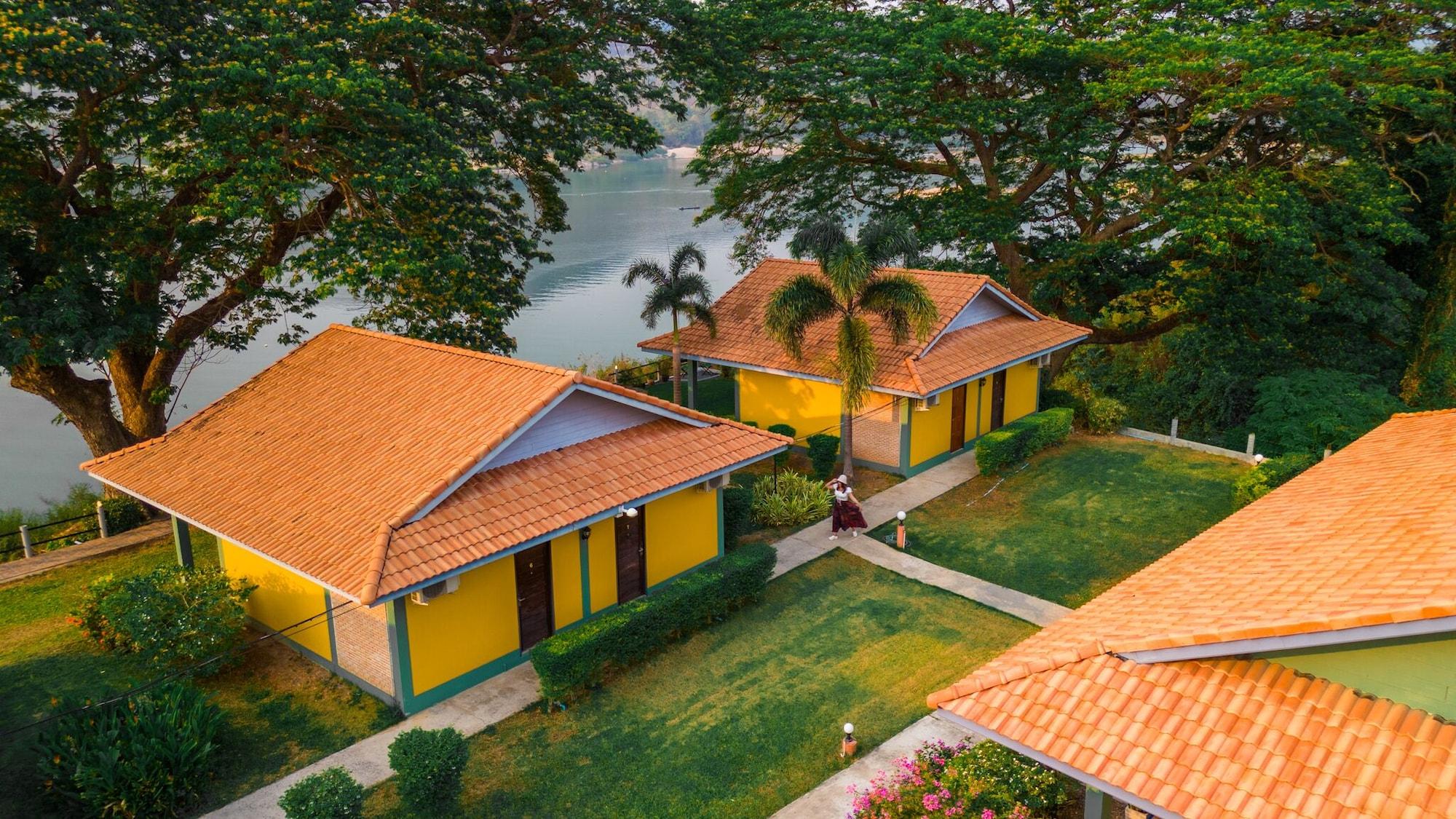 Vista Exterior Khong Chiam Orchid Riverside Resort