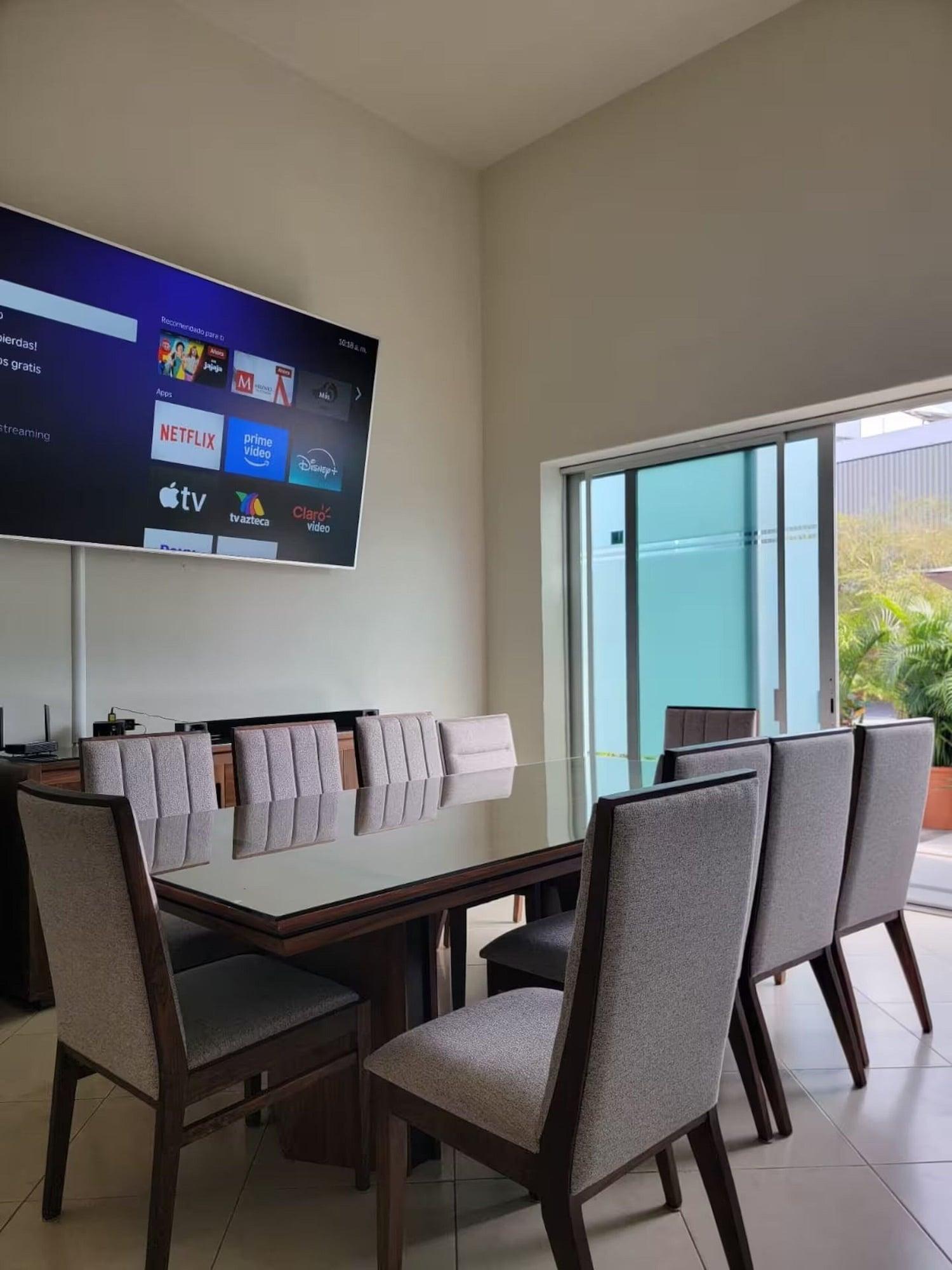 Sala de Reuniones La Marina Puerto Vallarta