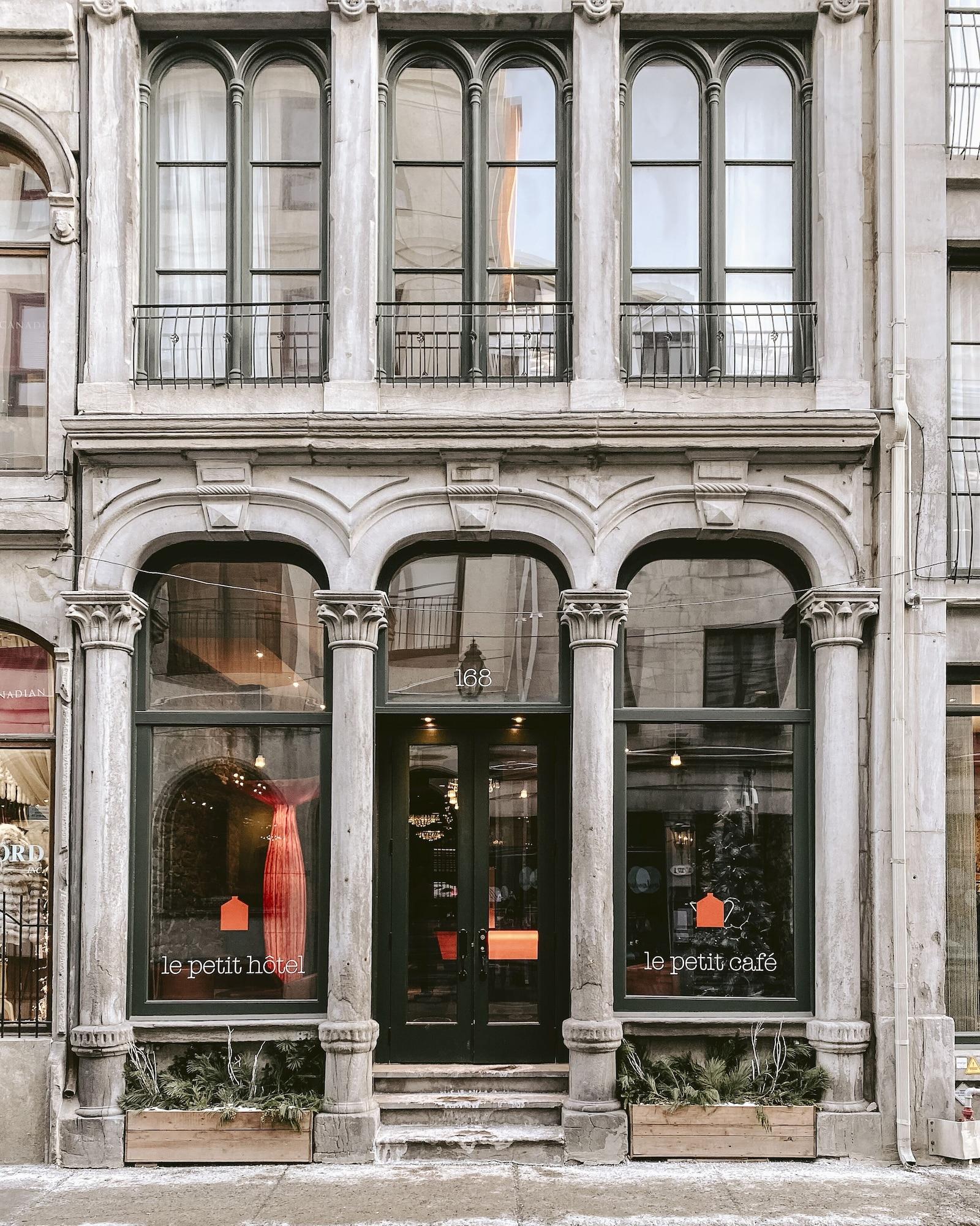 Varios Le Petit Hôtel Vieux-Montréal | Notre-Dame