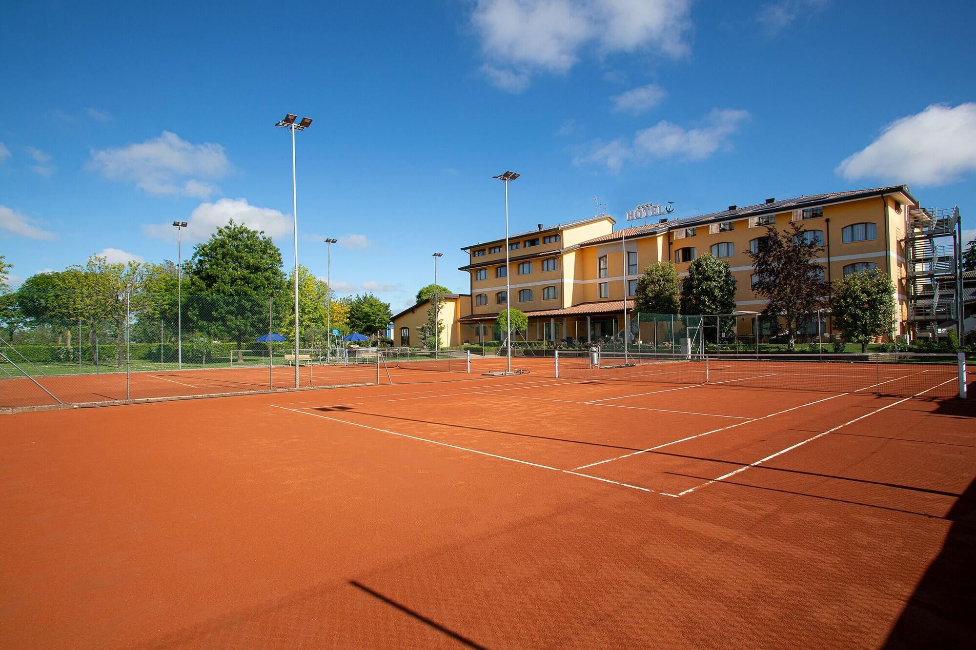 Vista Exterior Sport Hotel All'Ancora