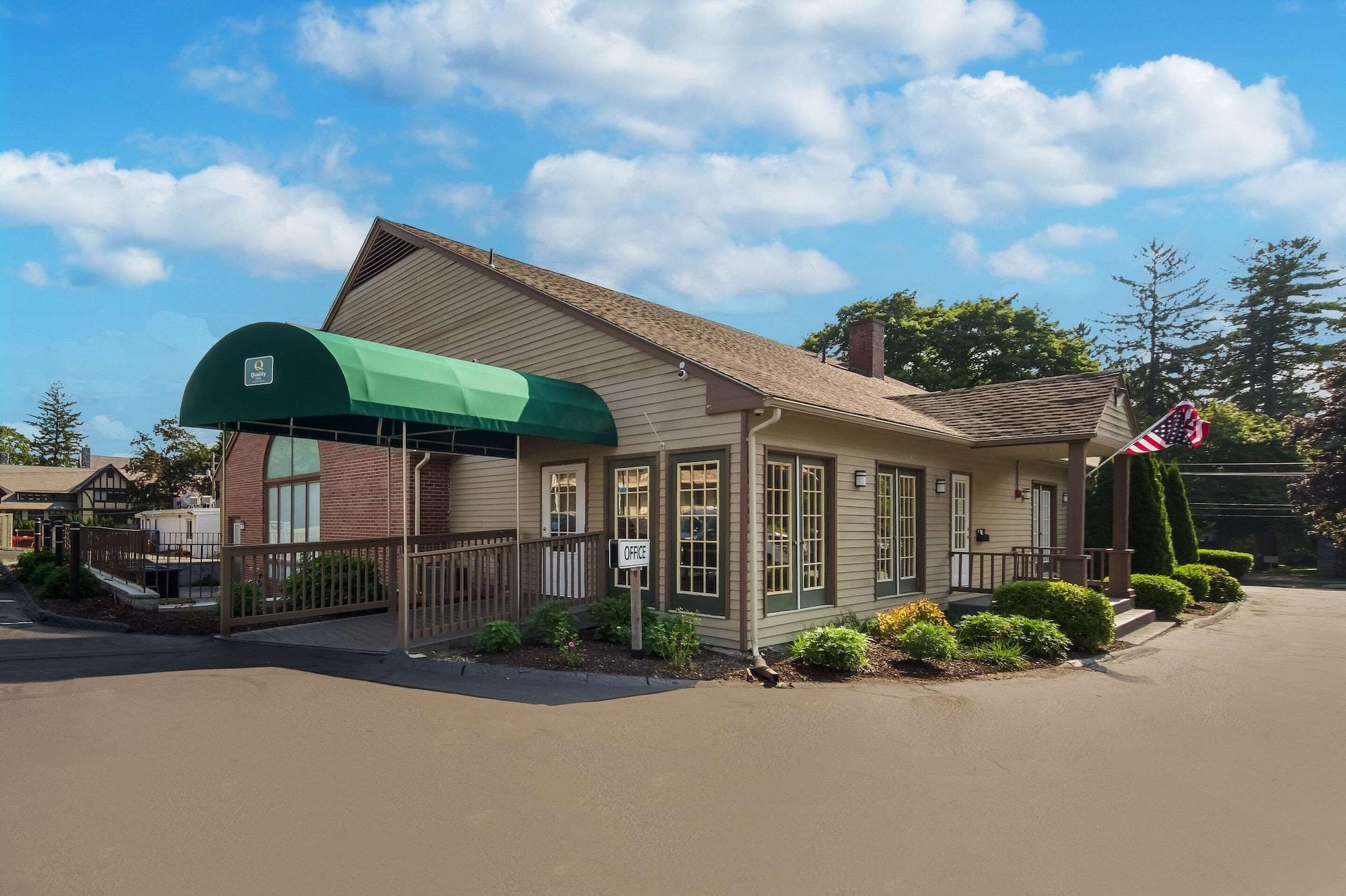 Vista Exterior Quality Inn