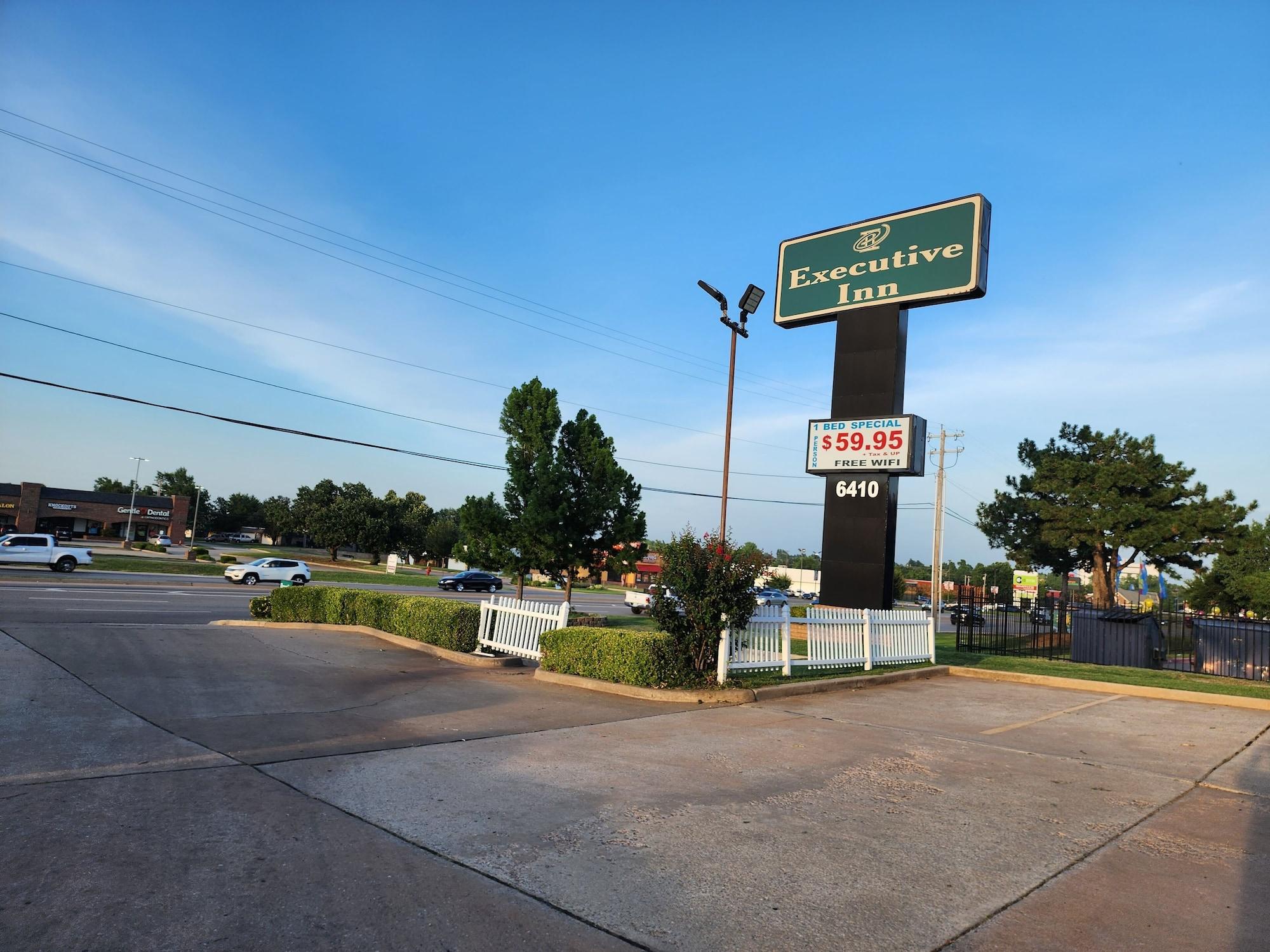 Vista Exterior Executive Inn