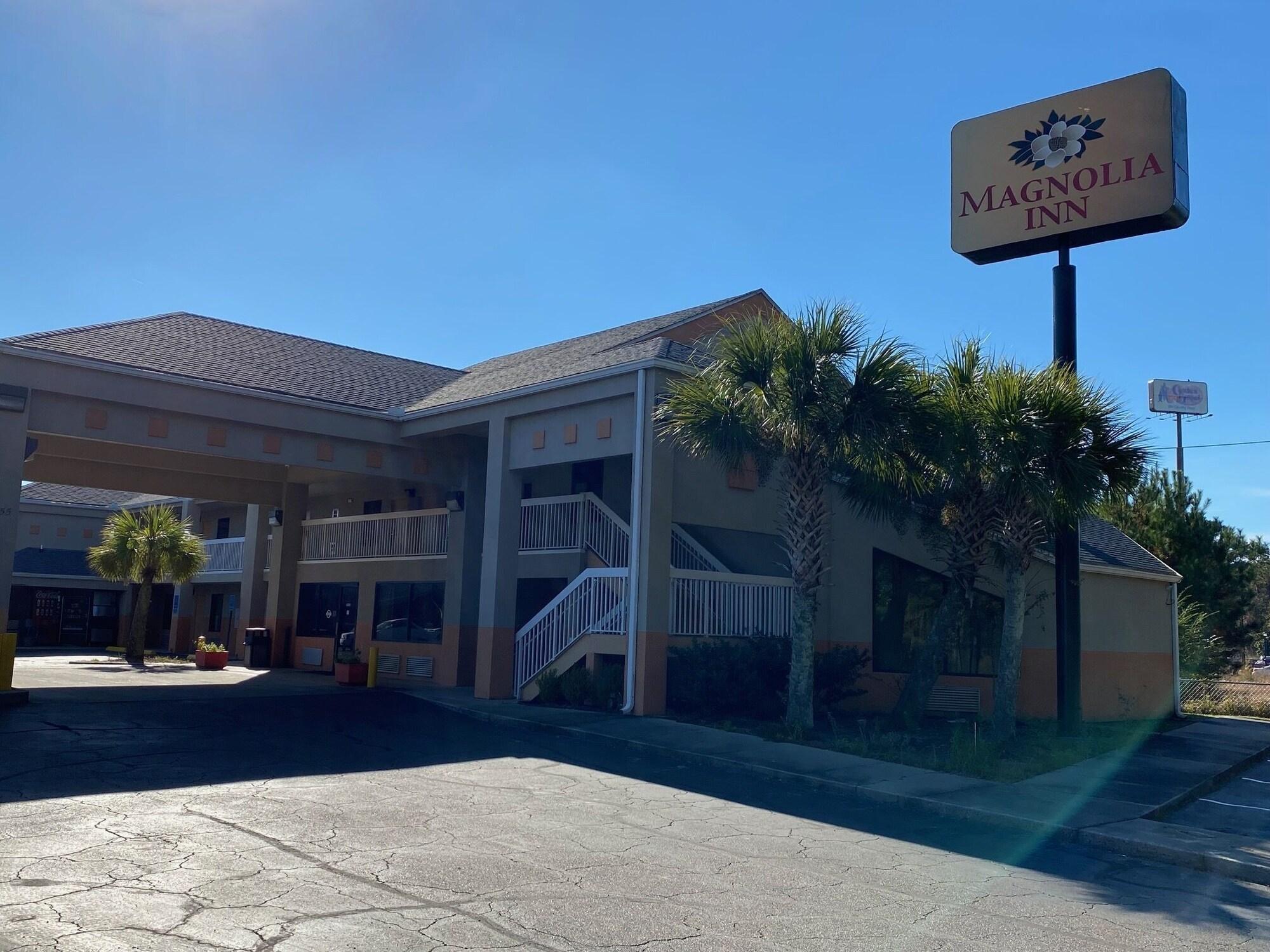 Varios Magnolia Inn