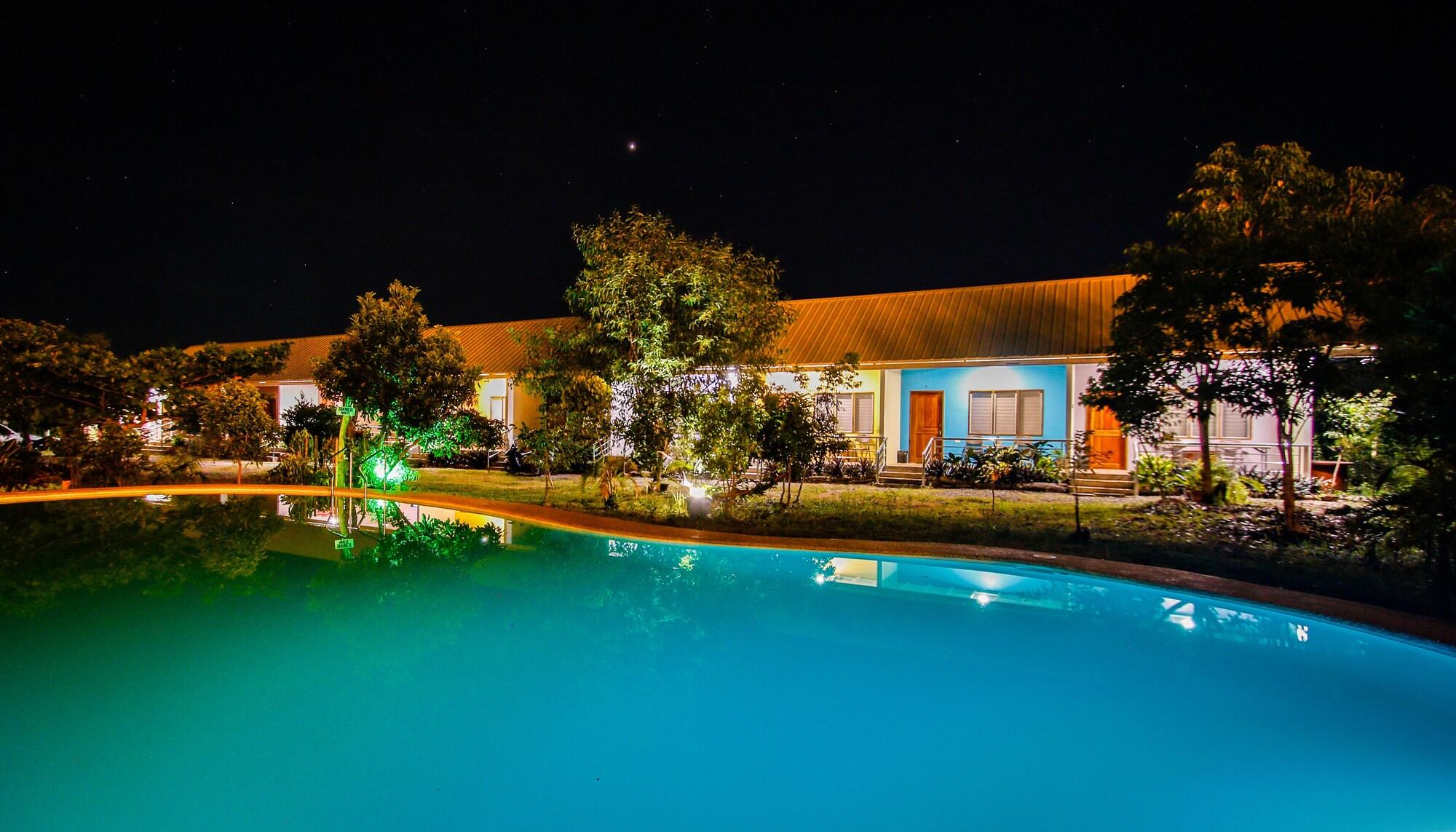 Varios Ana-as Apartelle