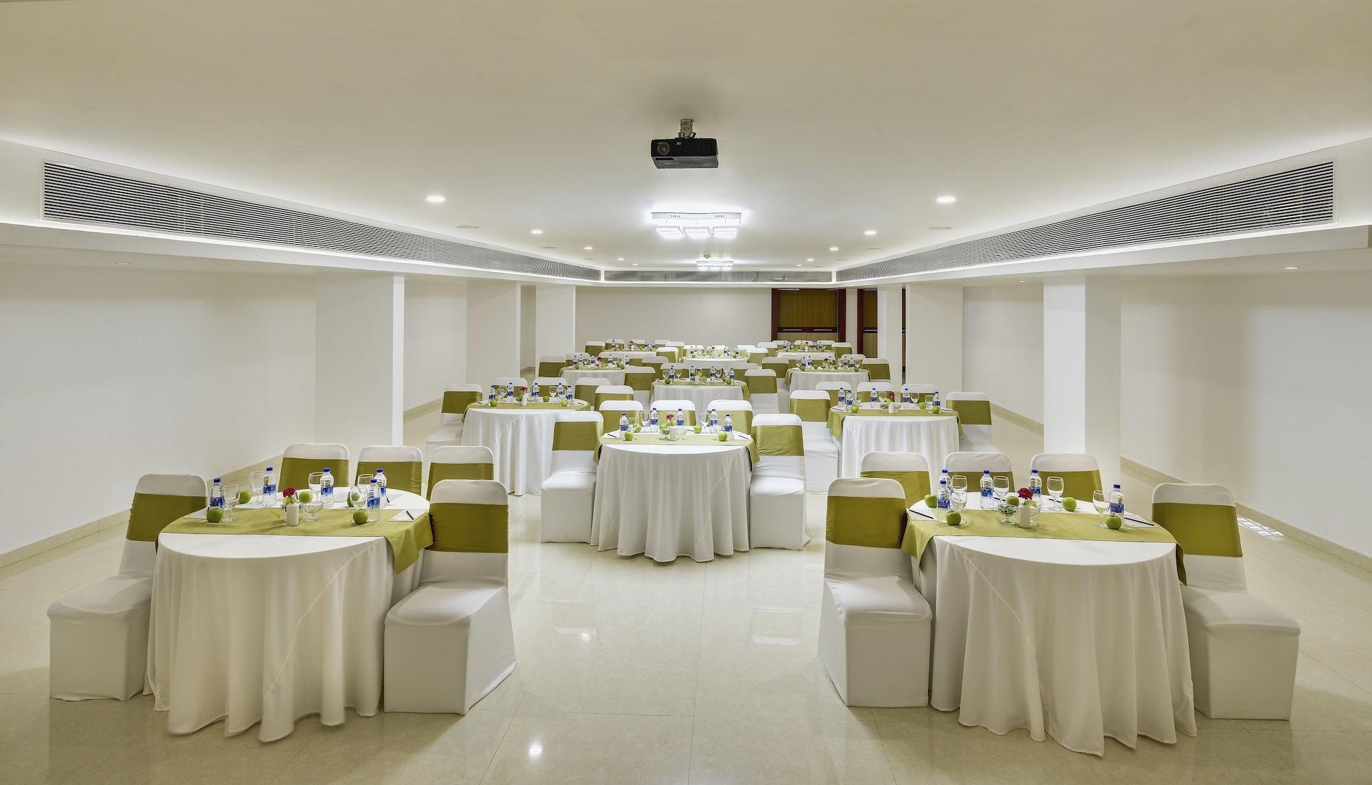 Vista Lobby Sterling Goa Varca